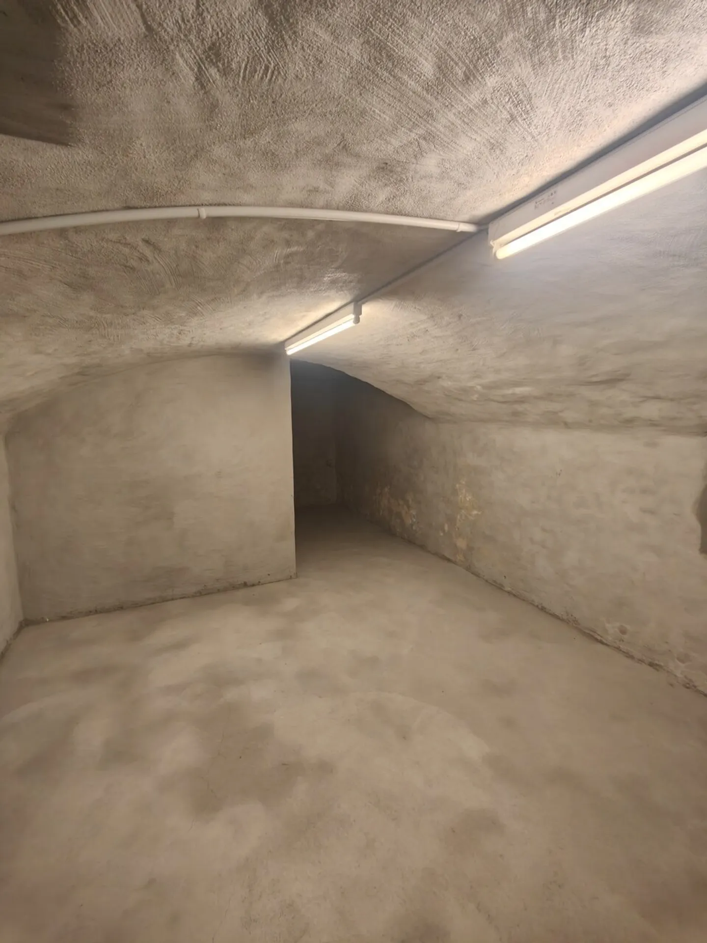 Espace de stockage sécurisé à Neuendorf - Photo 9 sur 13