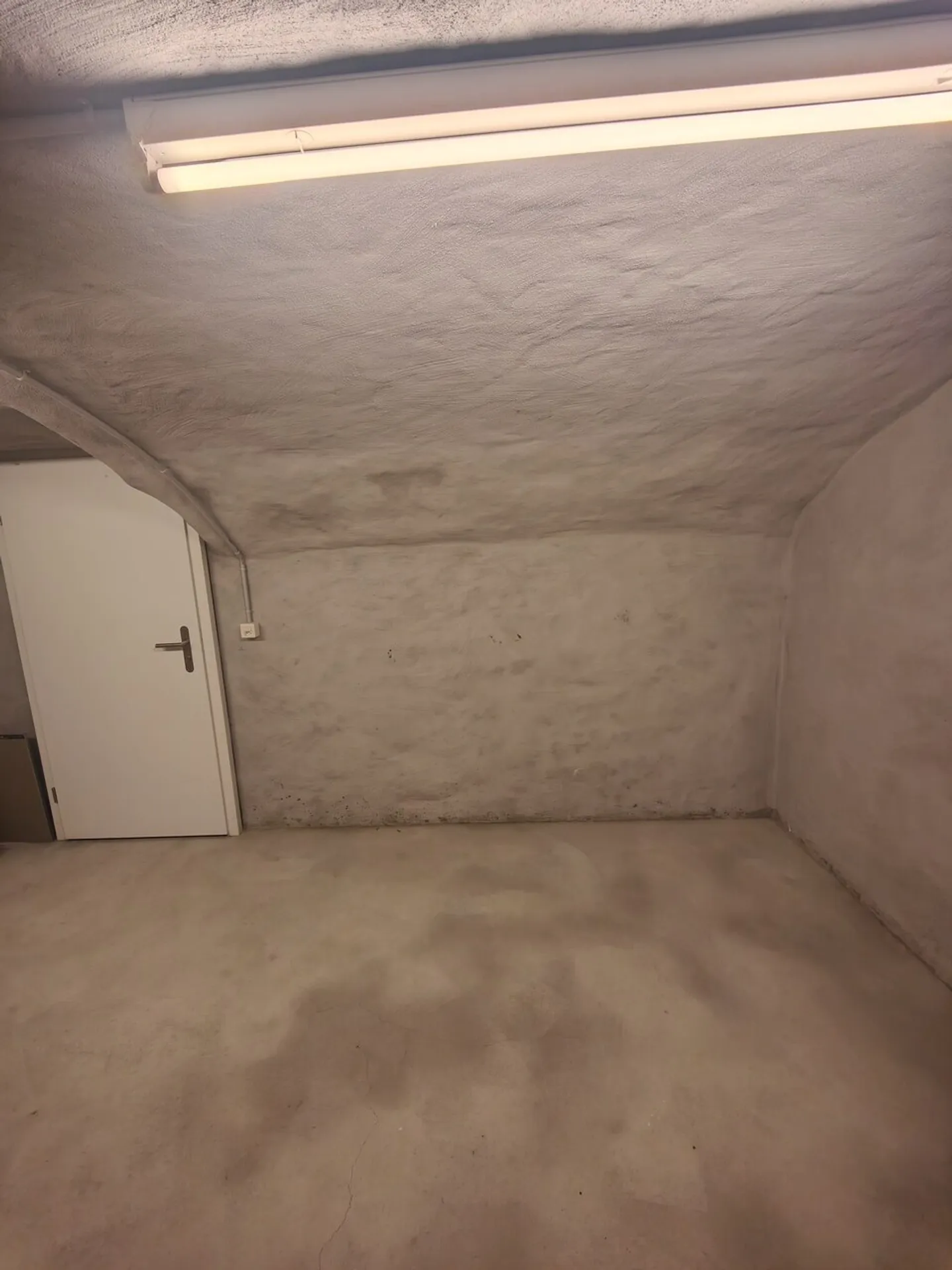 Espace de stockage sécurisé à Neuendorf - Photo 4 sur 13
