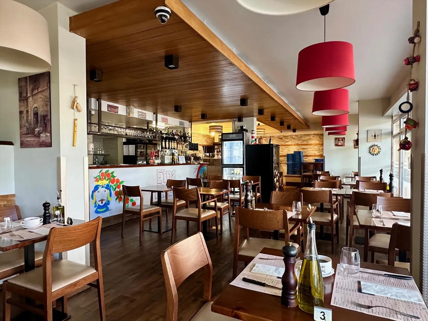 Restaurant - Photo 10 of 11