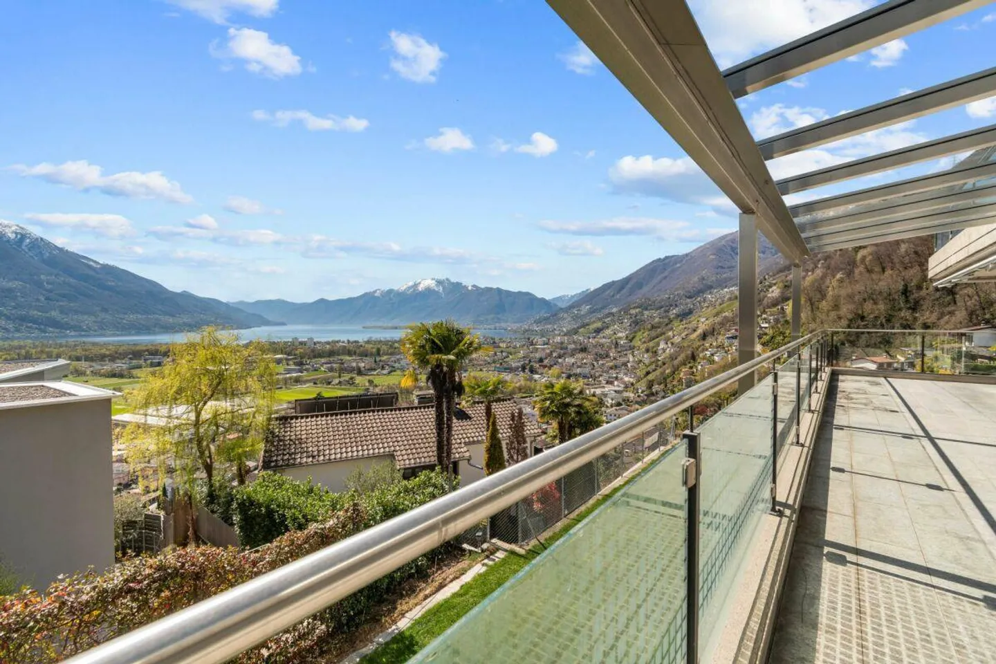 Appartement 5,5 pièces avec piscine et vue imprenable - Photo 7 sur 19