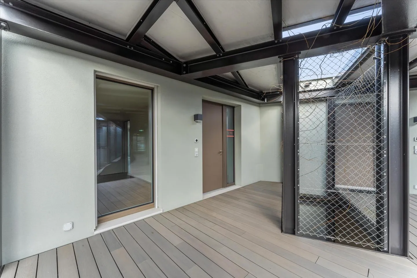 1st month rent free - Modern living, loggia and seating area - Photo 7 of 8