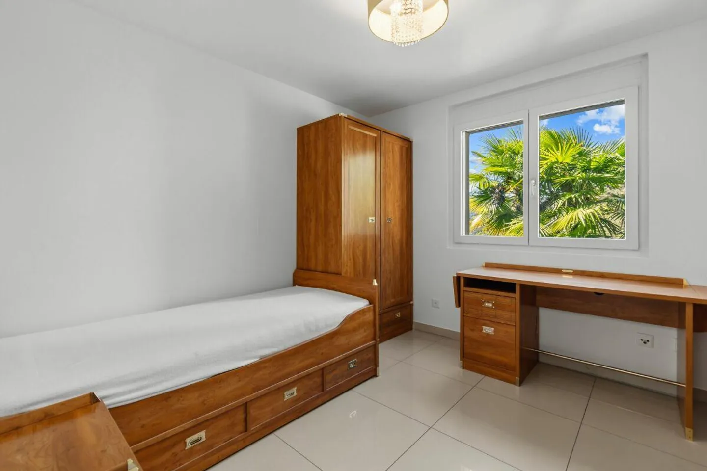 Appartement 5,5 pièces avec piscine et vue imprenable - Photo 13 sur 19