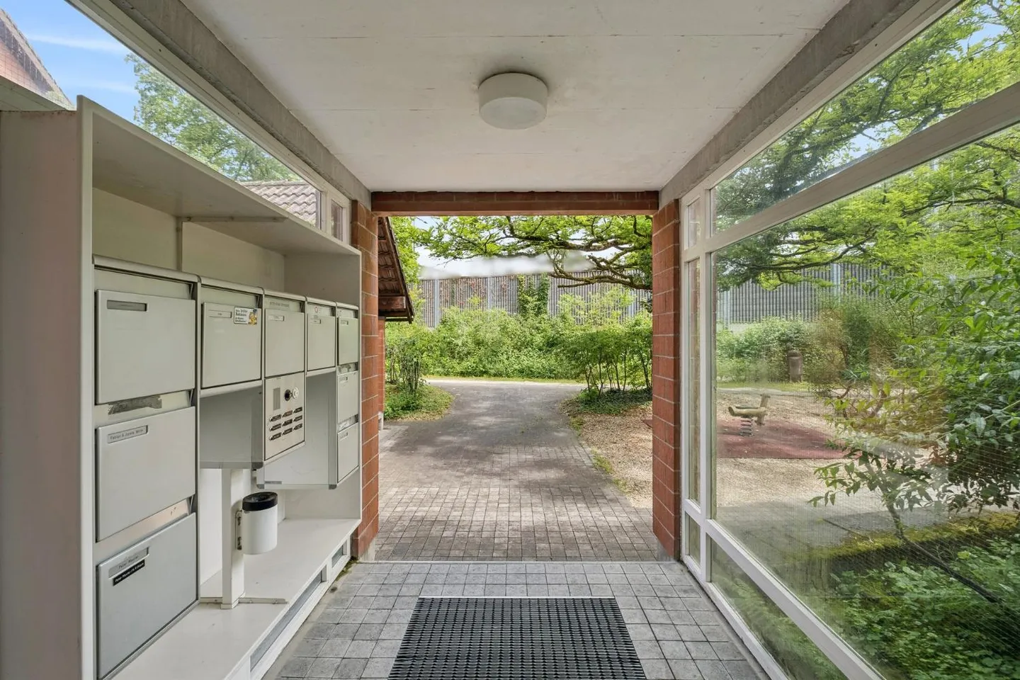 Spacious Apartment with Terrace - Photo 1 of 4