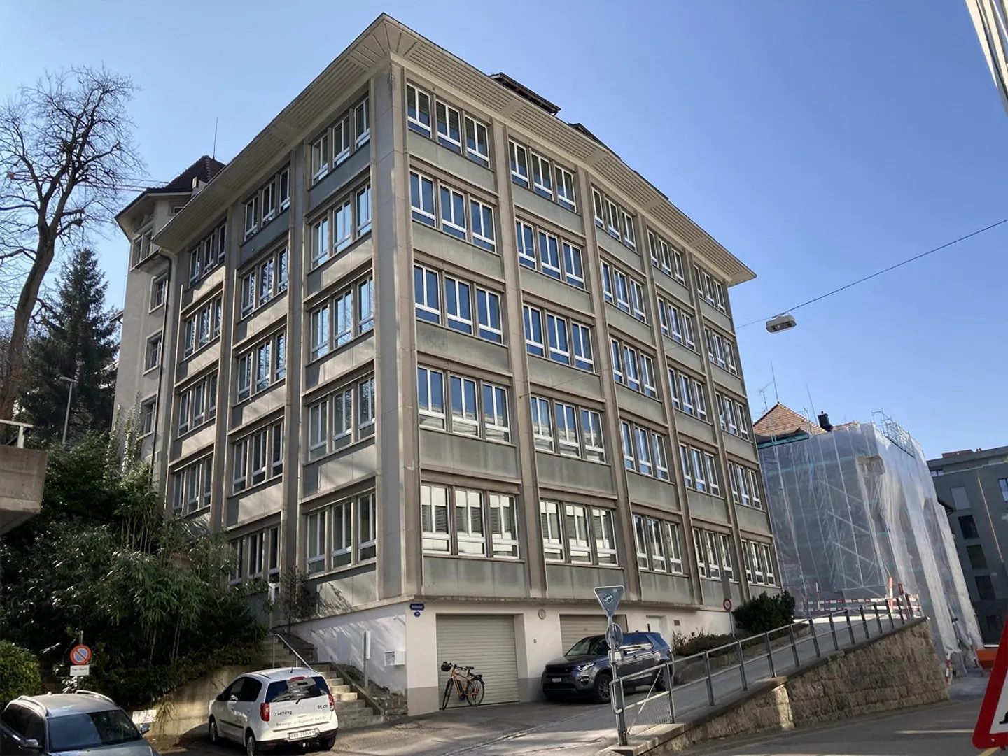 Bright Office Spaces in the Center - Photo 1 of 3