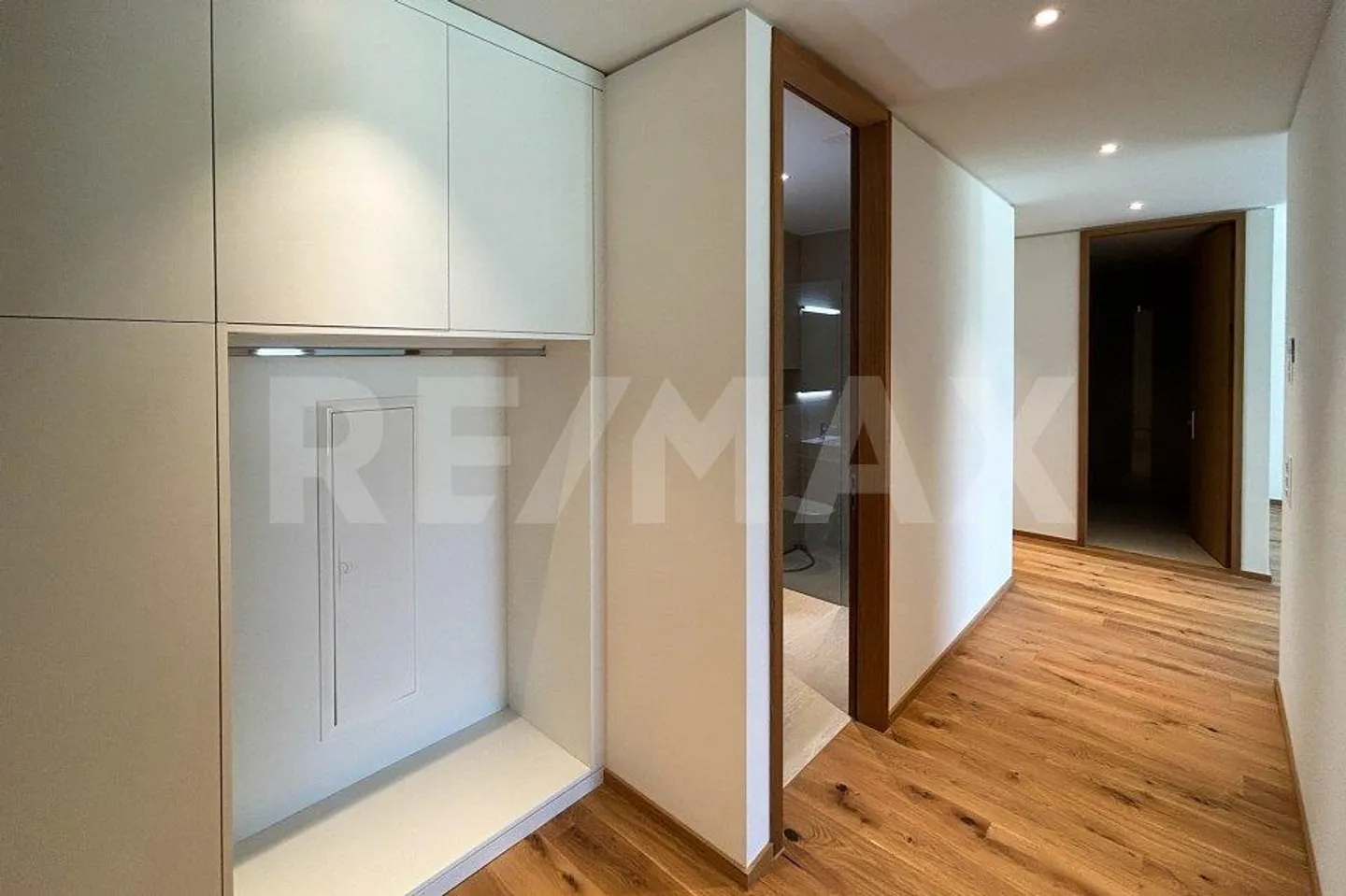Appartement de 4½ pièces au 2ème étage, n° 28 - Photo 6 sur 9
