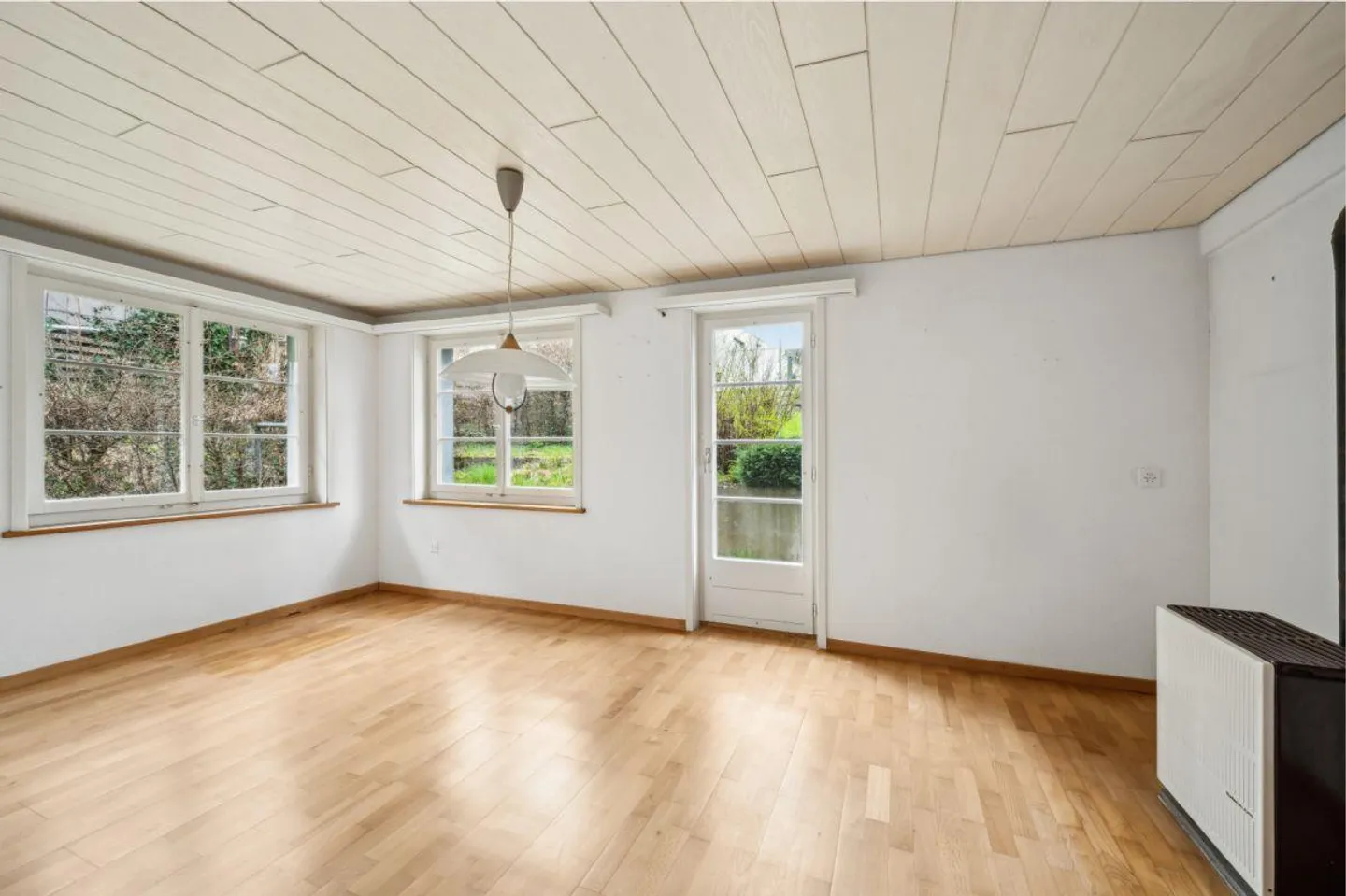 Living with History - Charming House Near the Lake - Photo 2 of 12