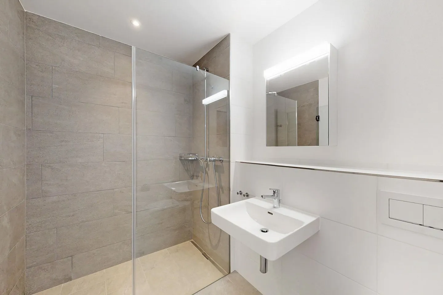 Modernes Apartment in Schaffhausen - Foto 4 von 8