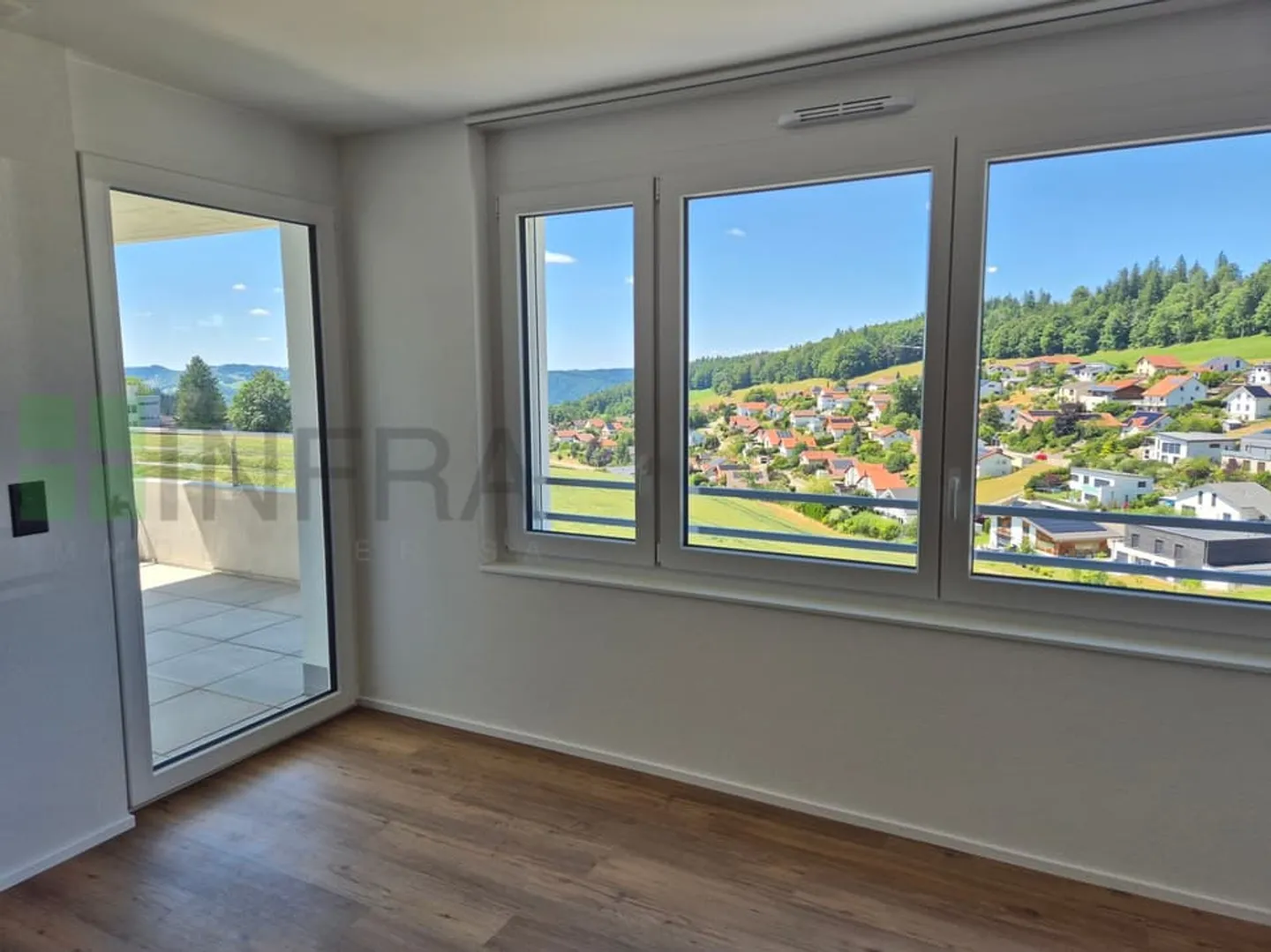 Magnifico appartamento di 2,5 stanze adattato all'ultimo piano - Foto 3 di 7