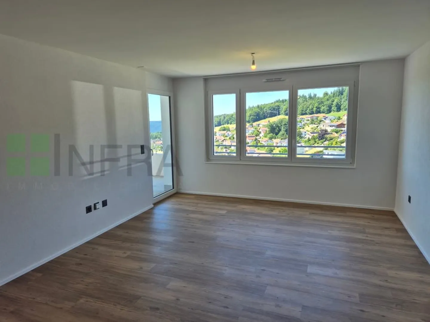 Magnifico appartamento di 2,5 stanze adattato all'ultimo piano - Foto 4 di 7