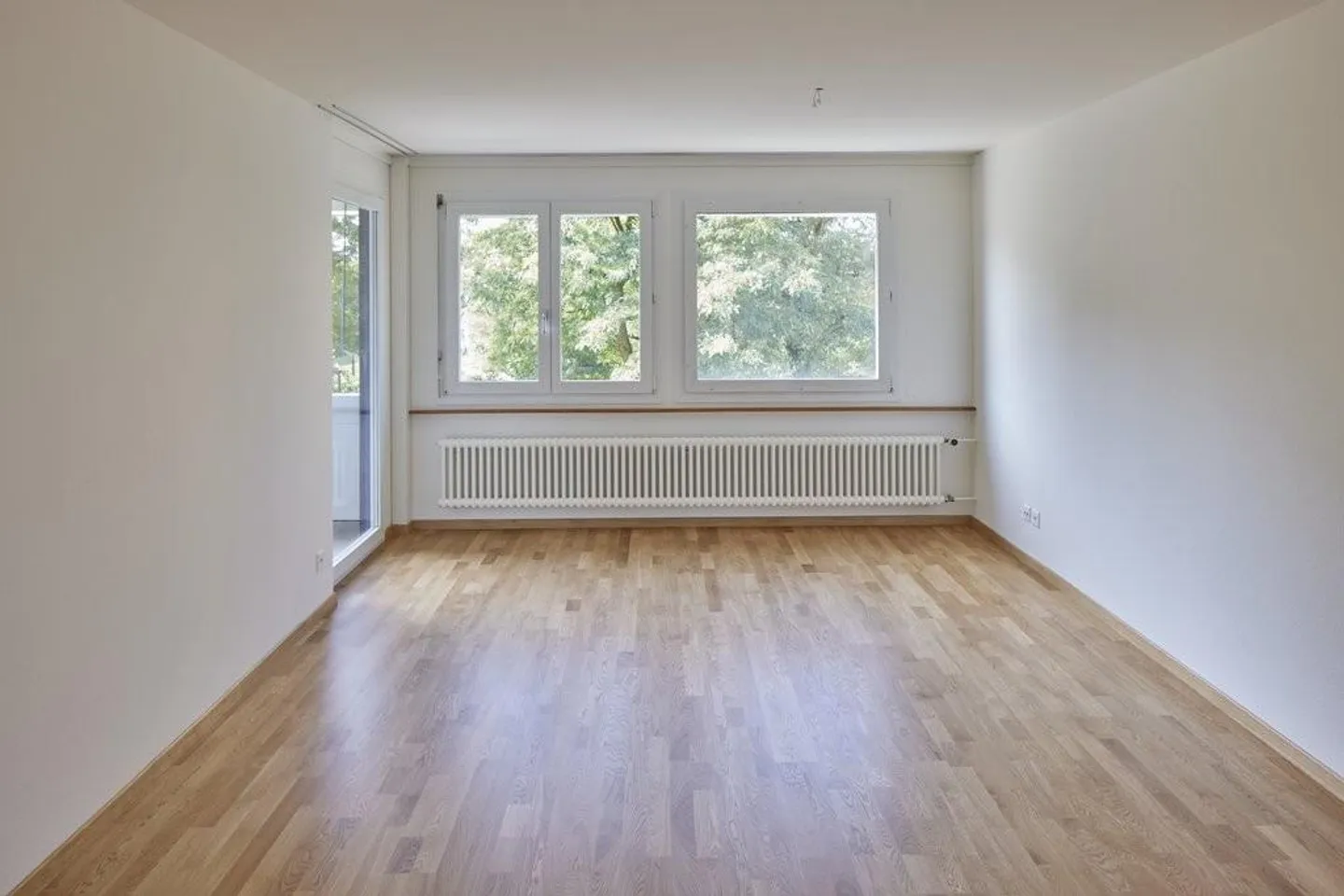 Spacious and Central 4.5-Room Apartment - Photo 6 of 6