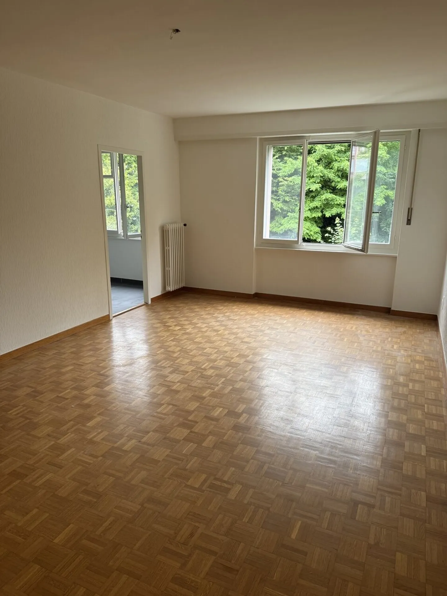 Near Chuv spacious studio with top modern and renovated kitchen!!! - Photo 5 of 6