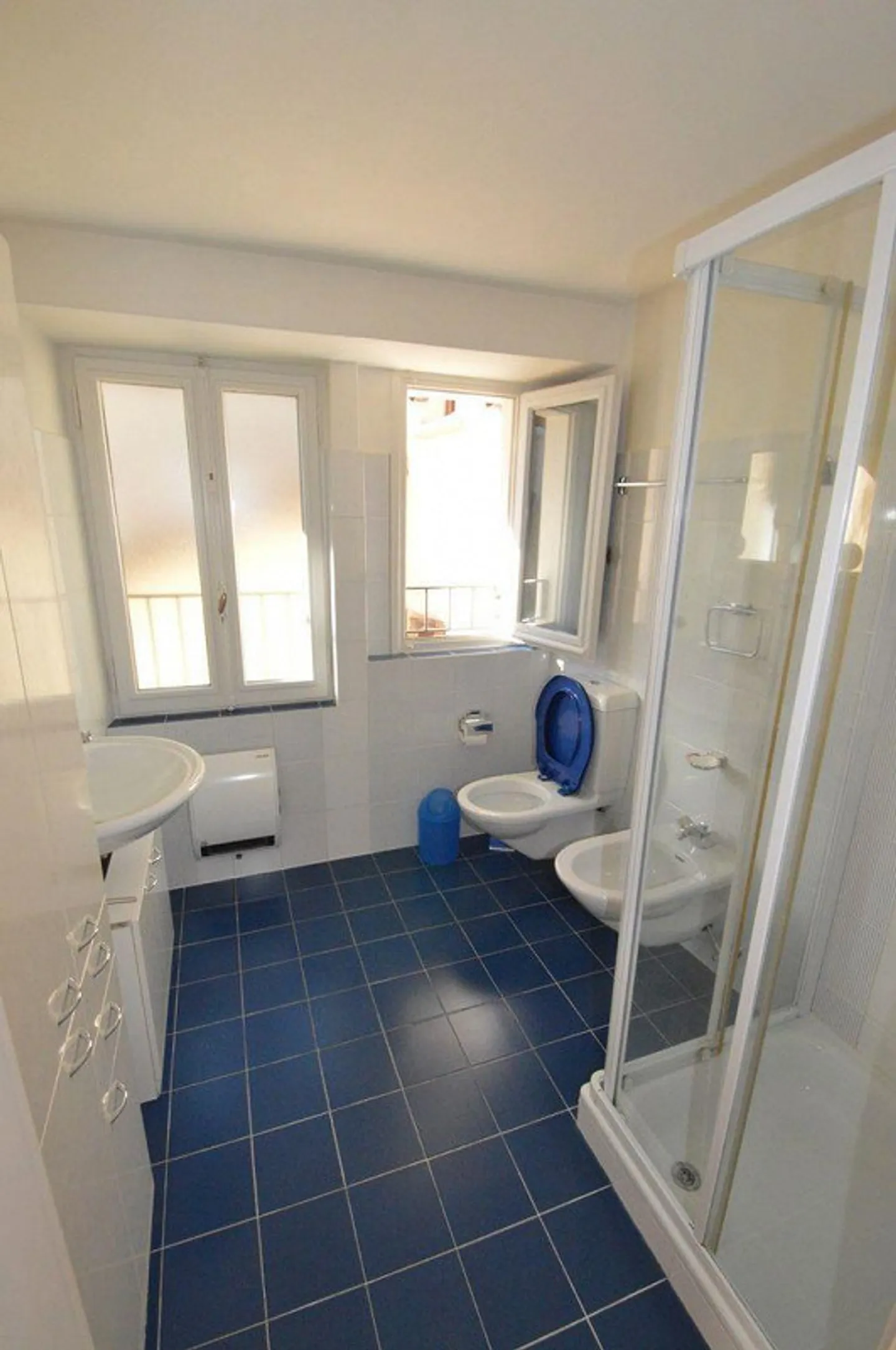 Charming Village House in Morcote with Grotto and Lake-View Garden - Photo 12 of 15