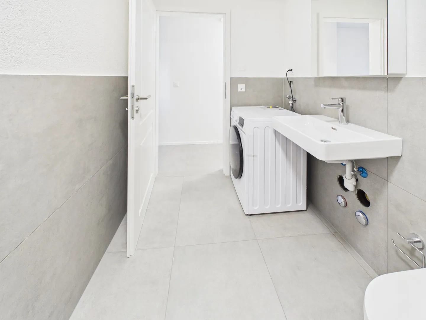 Charming 2.5-room apartment in a quiet location in Hofstetten-Flüh - Photo 4 of 9
