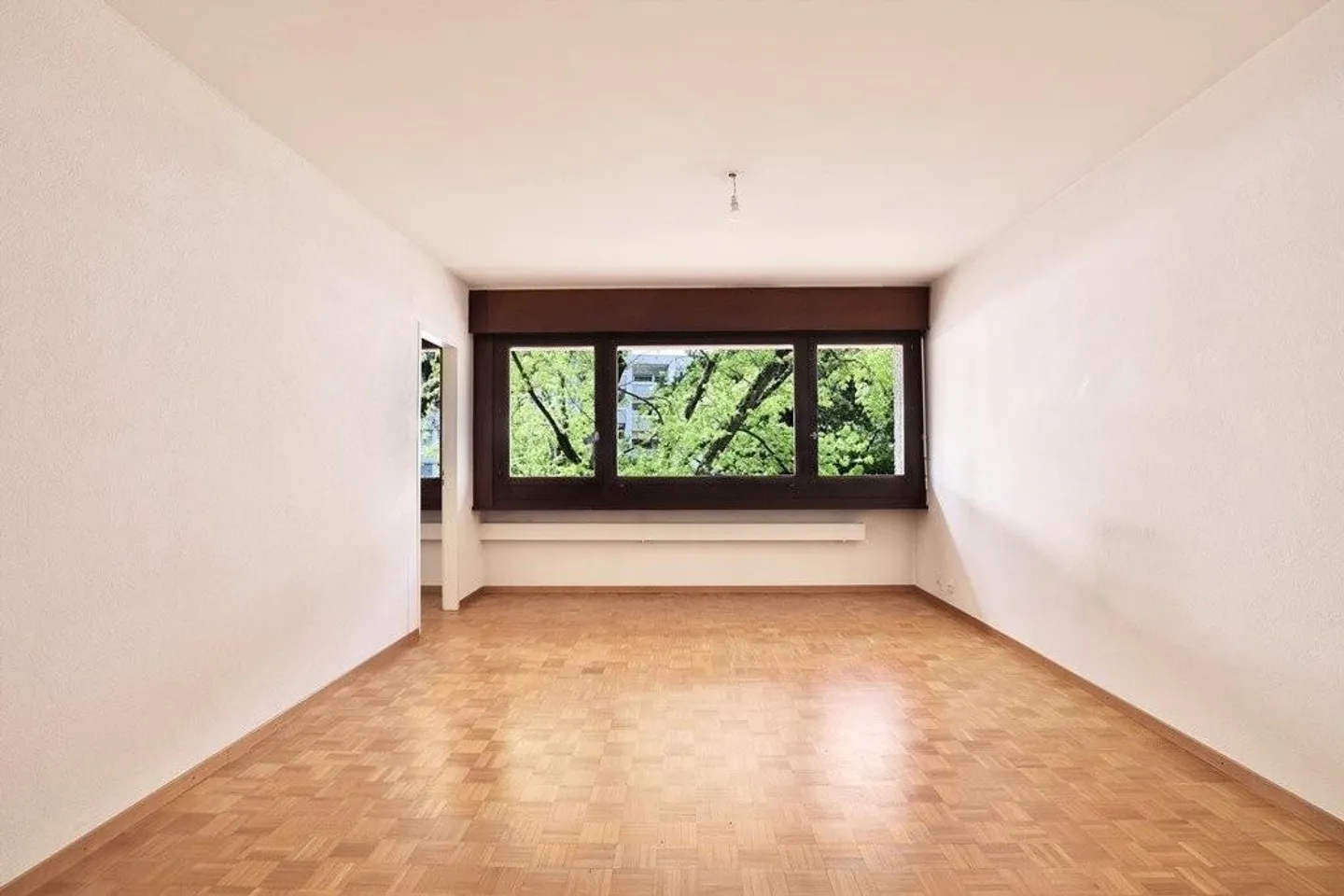 Bell'alloggio situato nel complesso La Tourelle - Foto 3 di 9