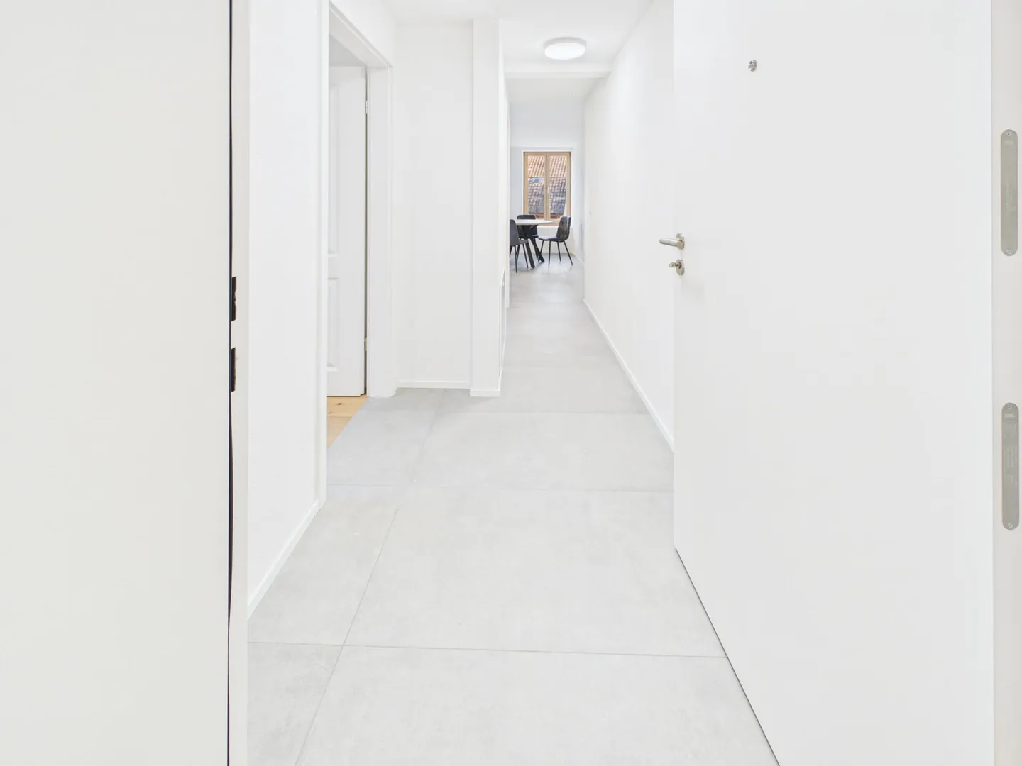 Charming 2.5-room apartment in a quiet location in Hofstetten-Flüh - Photo 5 of 9