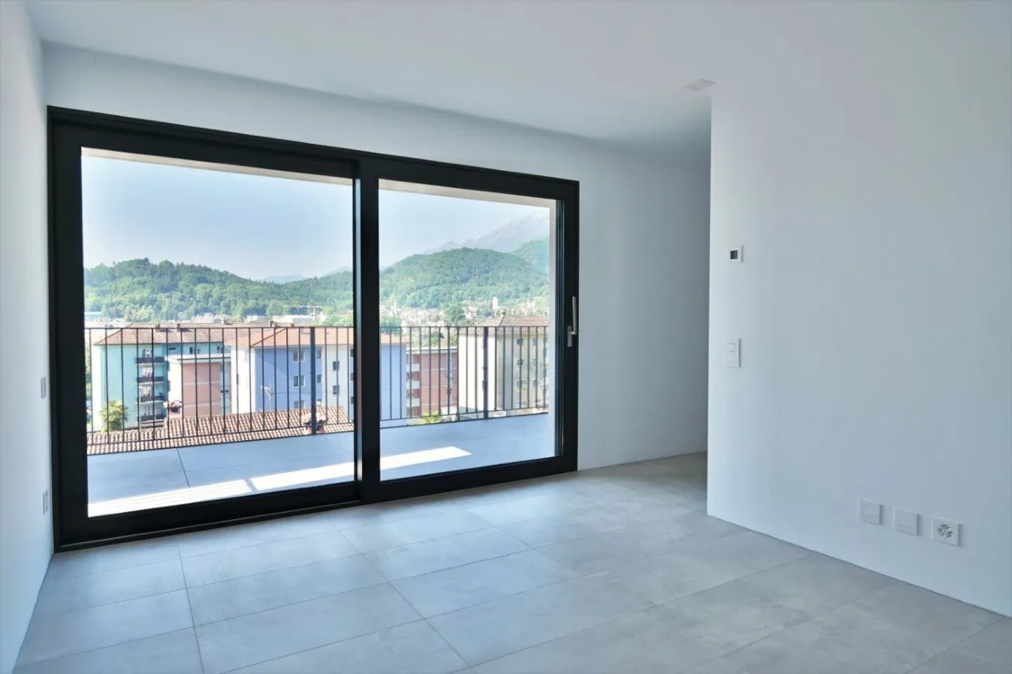 Attico con grandi terrazze in nuova Residenza / Attikawohnung mit Dachterrasse in neuer Residenz - Foto 6 di 11