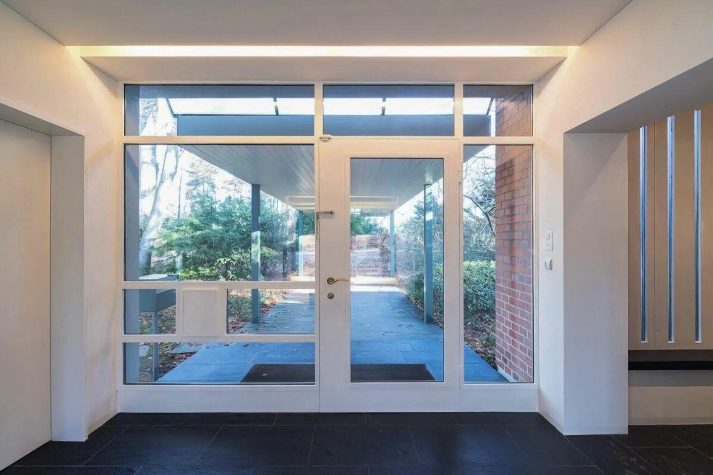 Maison individuelle avec grand jardin près du parc Gellert à Bâle - Photo 3 sur 11