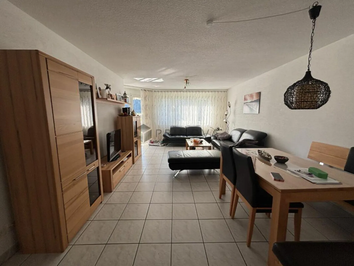 Ensemble convaincant - 121m², rénové et prêt à emménager - Photo 2 sur 9