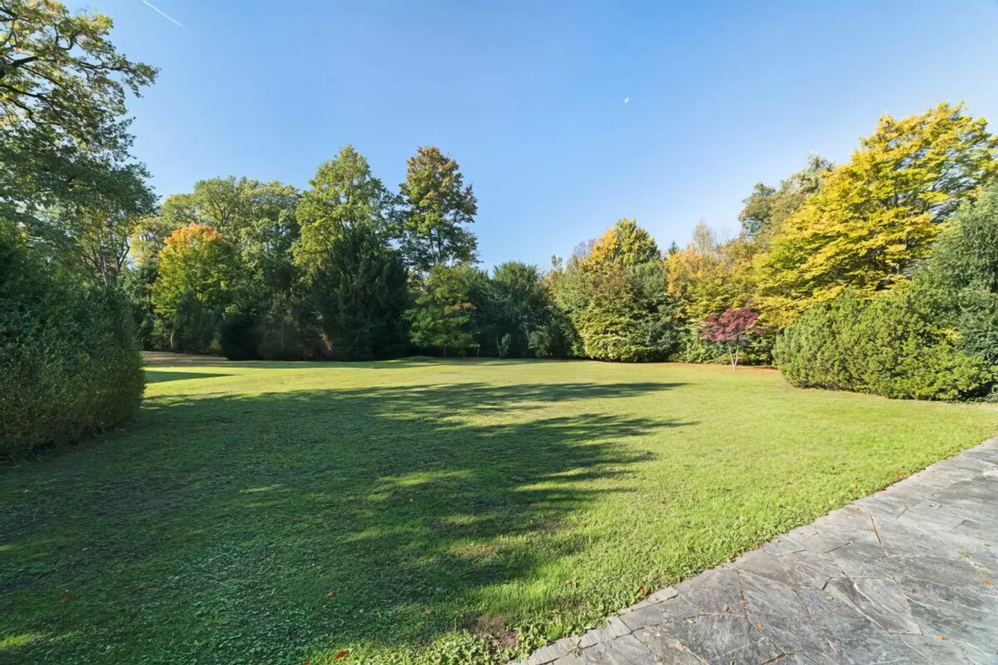 Maison individuelle avec grand jardin près du parc Gellert à Bâle - Photo 10 sur 11