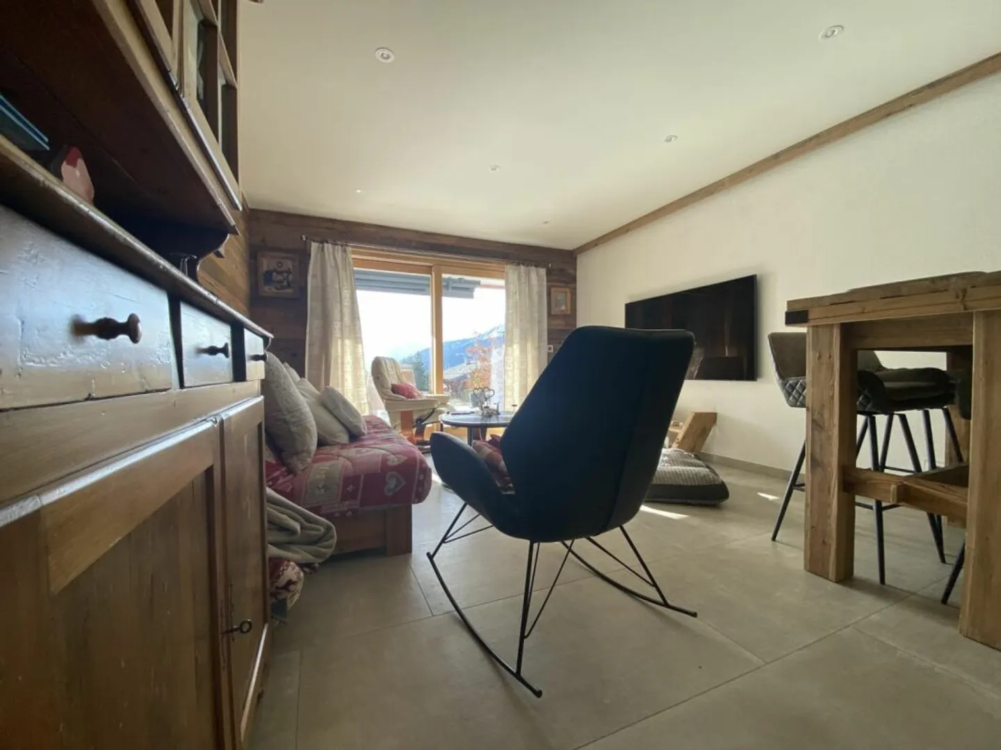 Apartment for rent - Photo 5 of 11