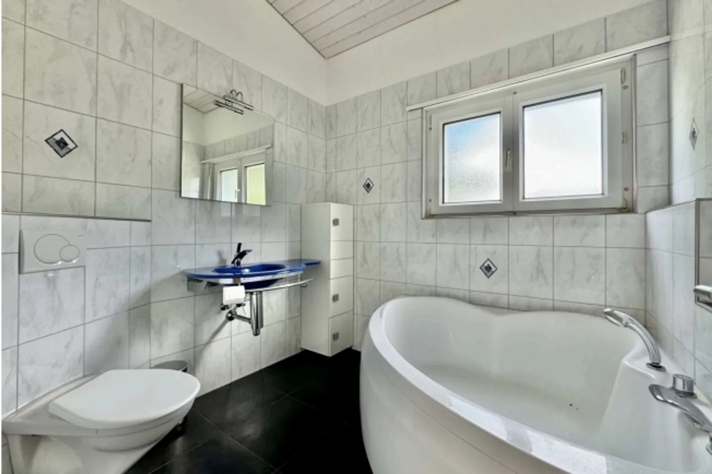 «Einfamilienhaus mit Gartenparadies» - Foto 8 von 20