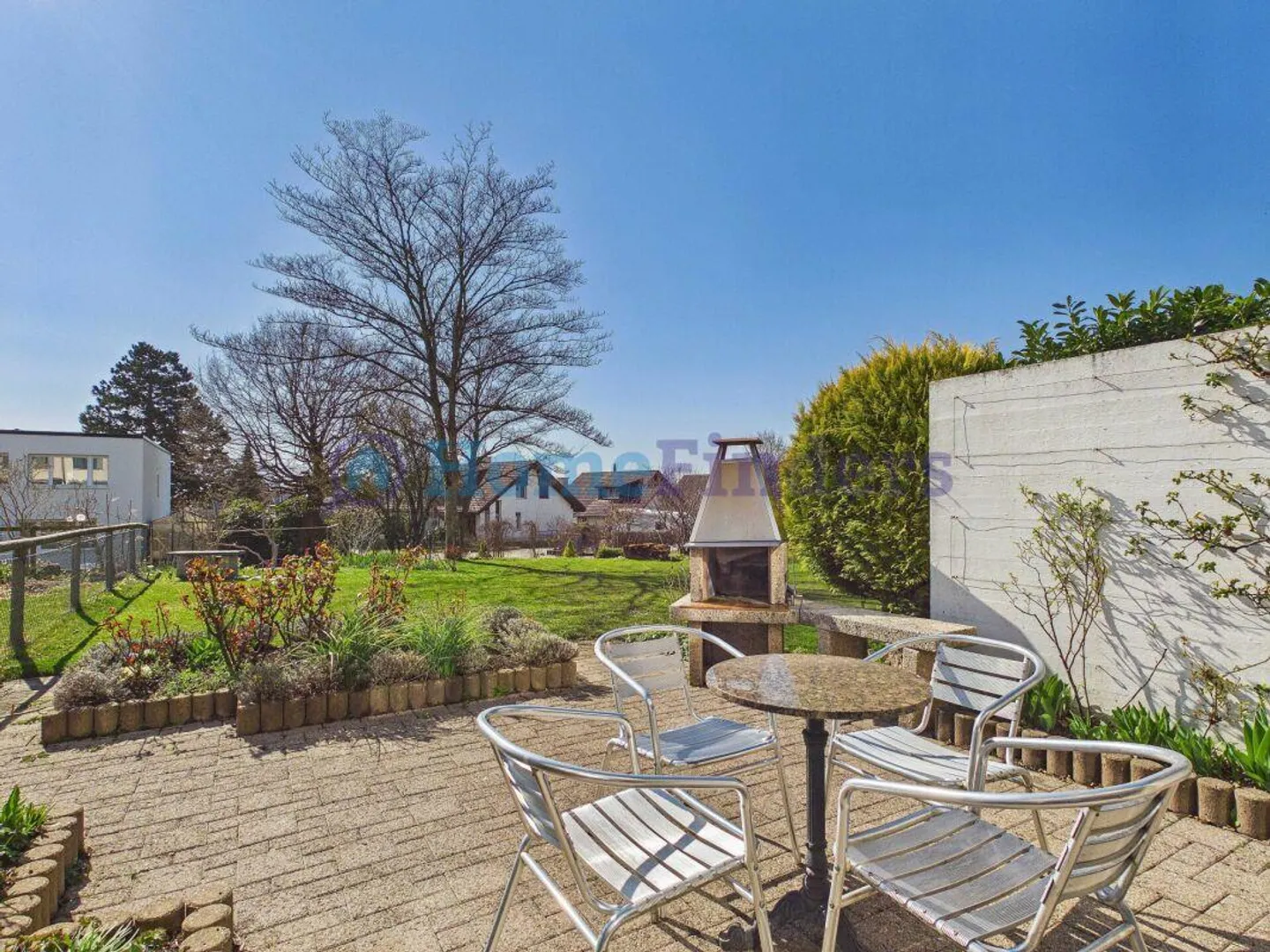 Maison Charmante avec Jardin - Photo 3 sur 15