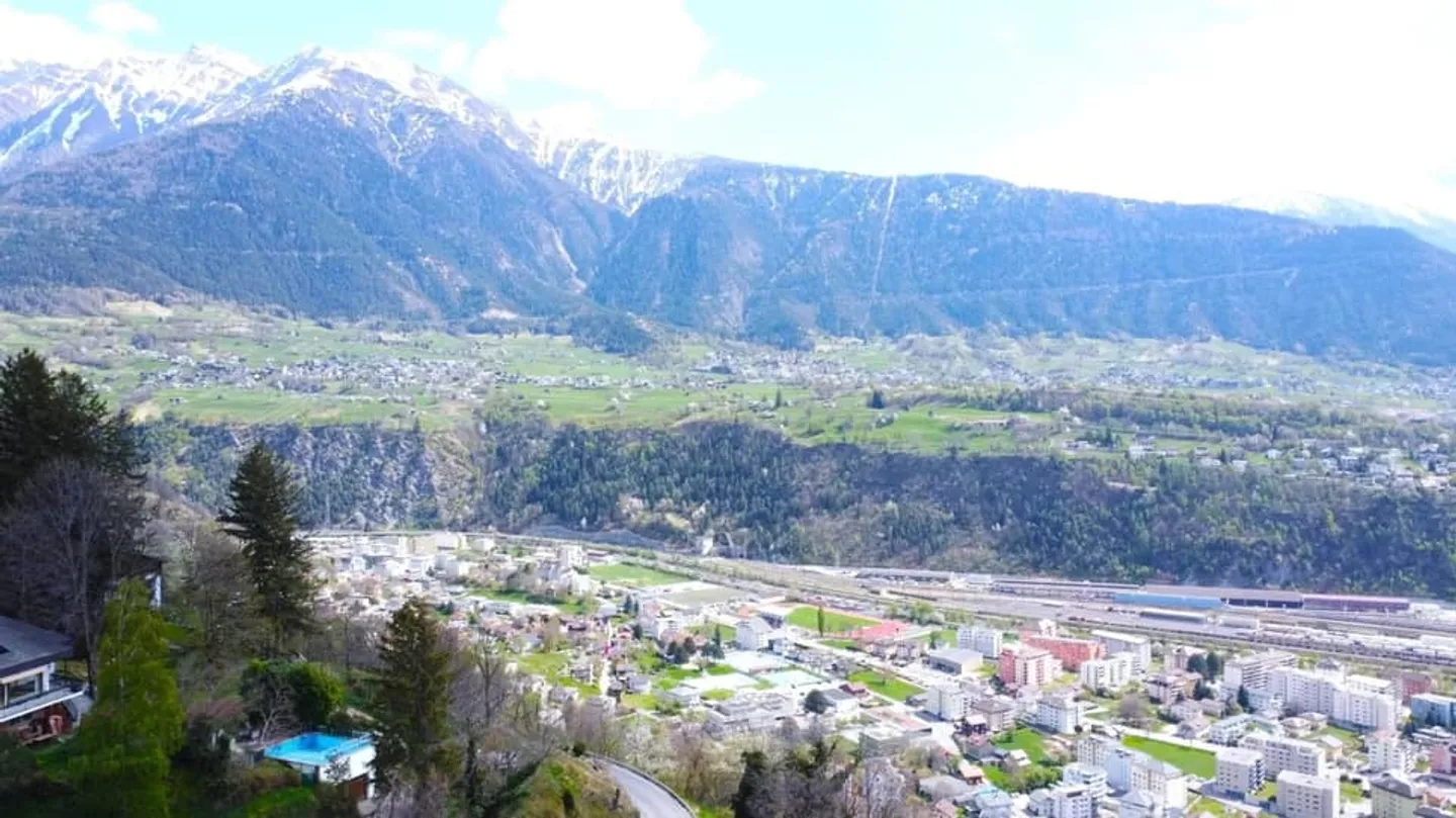 Ottimo terreno edificabile sopra la valle del Rodano a Naters - Foto 7 di 12