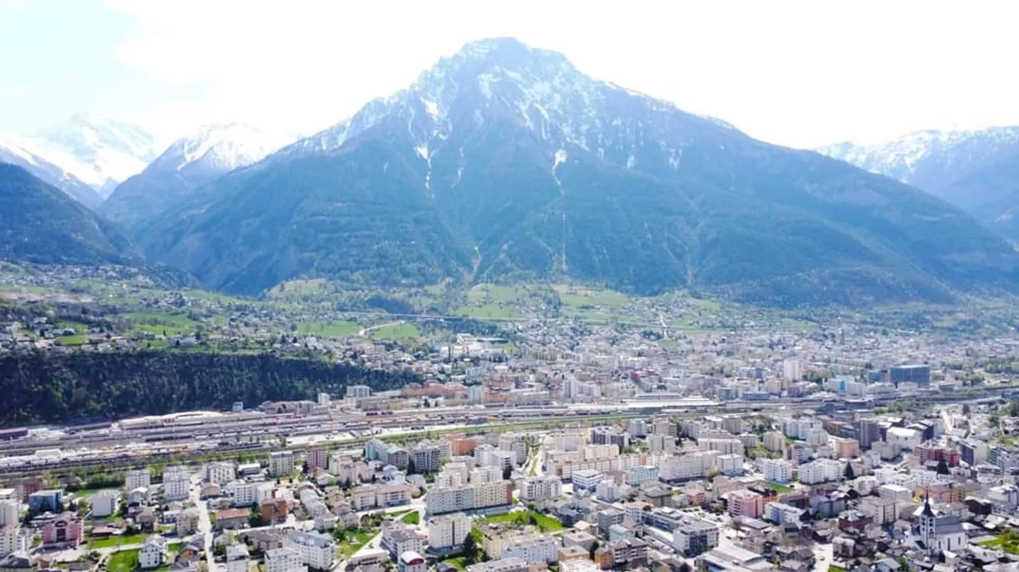 Ottimo terreno edificabile sopra la valle del Rodano a Naters - Foto 6 di 12