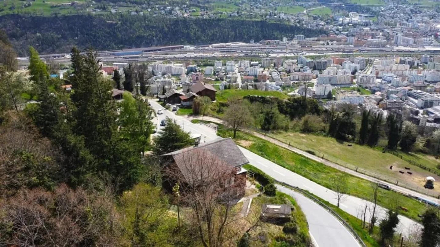 Ottimo terreno edificabile sopra la valle del Rodano a Naters - Foto 9 di 12