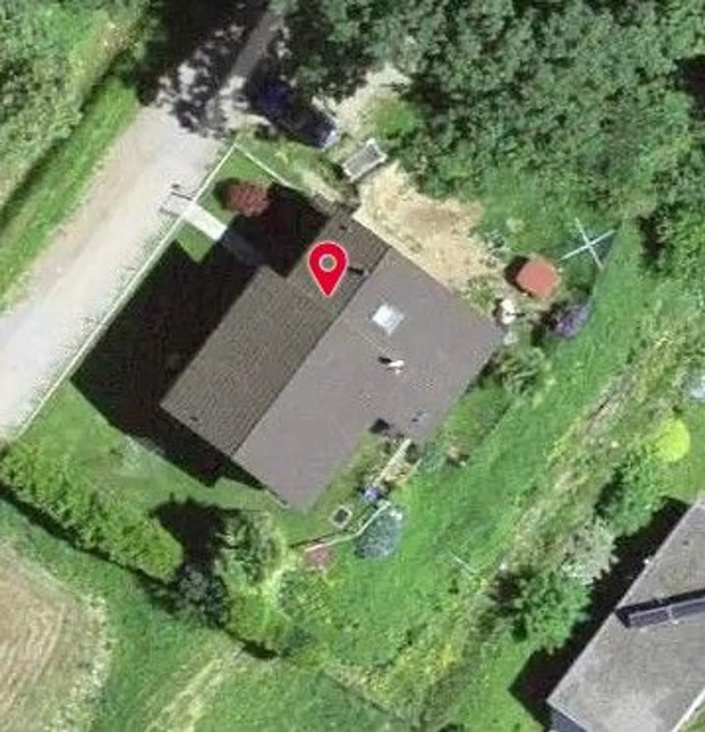 Auktionsobjekt mit Grundstück - Foto 2 von 13