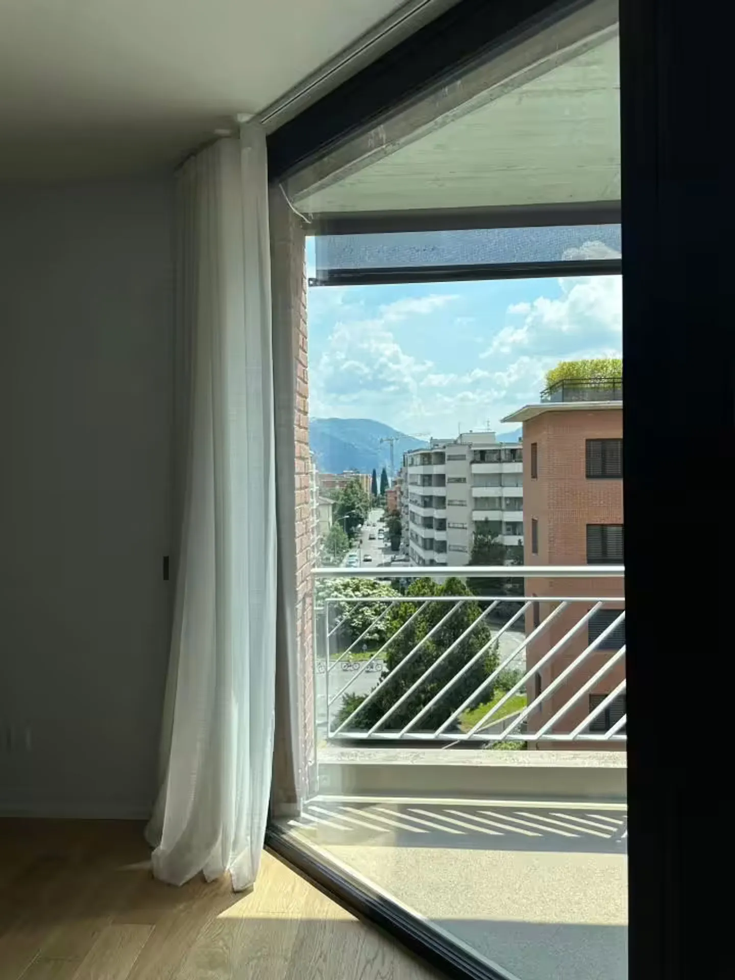 Attico duplex arredato, con terrazza vista lago in centro a Lugano - Photo 7 of 10