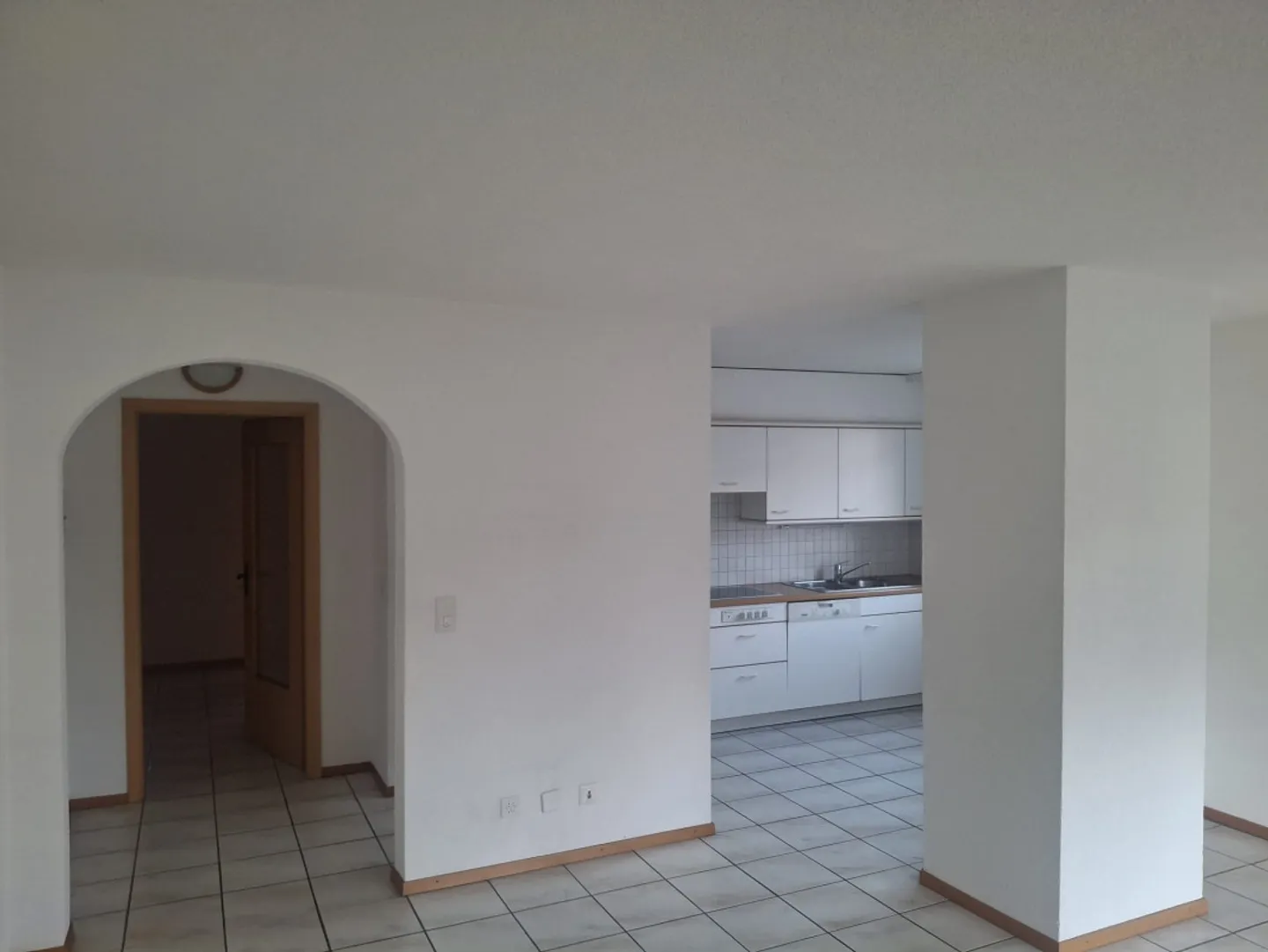 Bright and spacious 3.5 rooms of 81 m² in Avenches - view of the castle - Photo 1 of 13