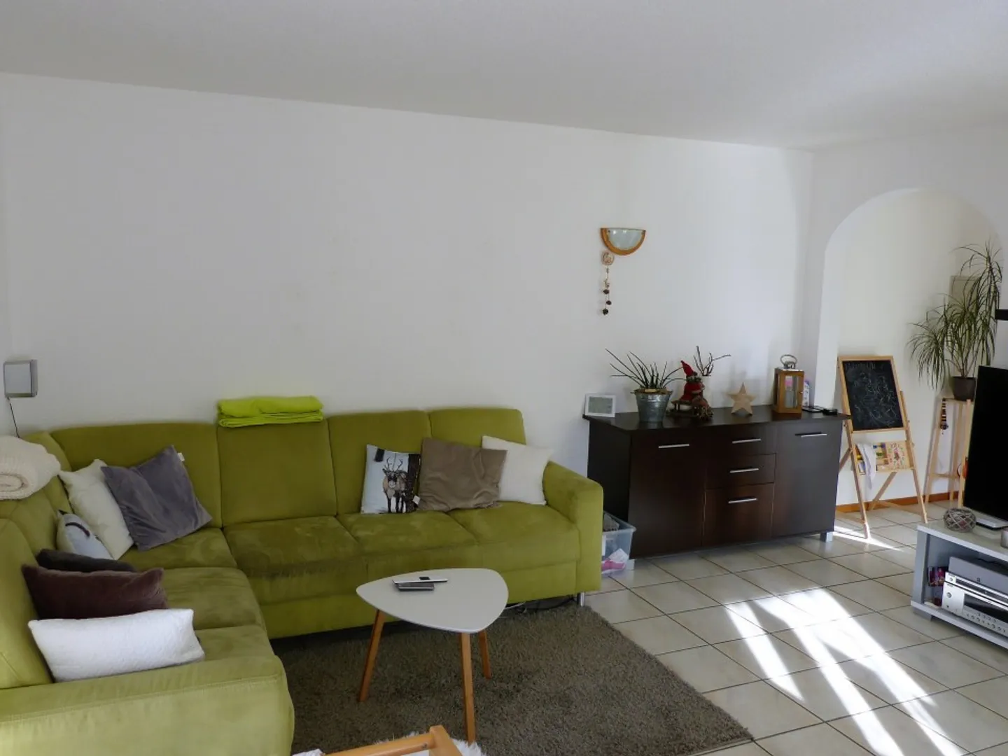 Bright and spacious 3.5 rooms of 81 m² in Avenches - view of the castle - Photo 5 of 13