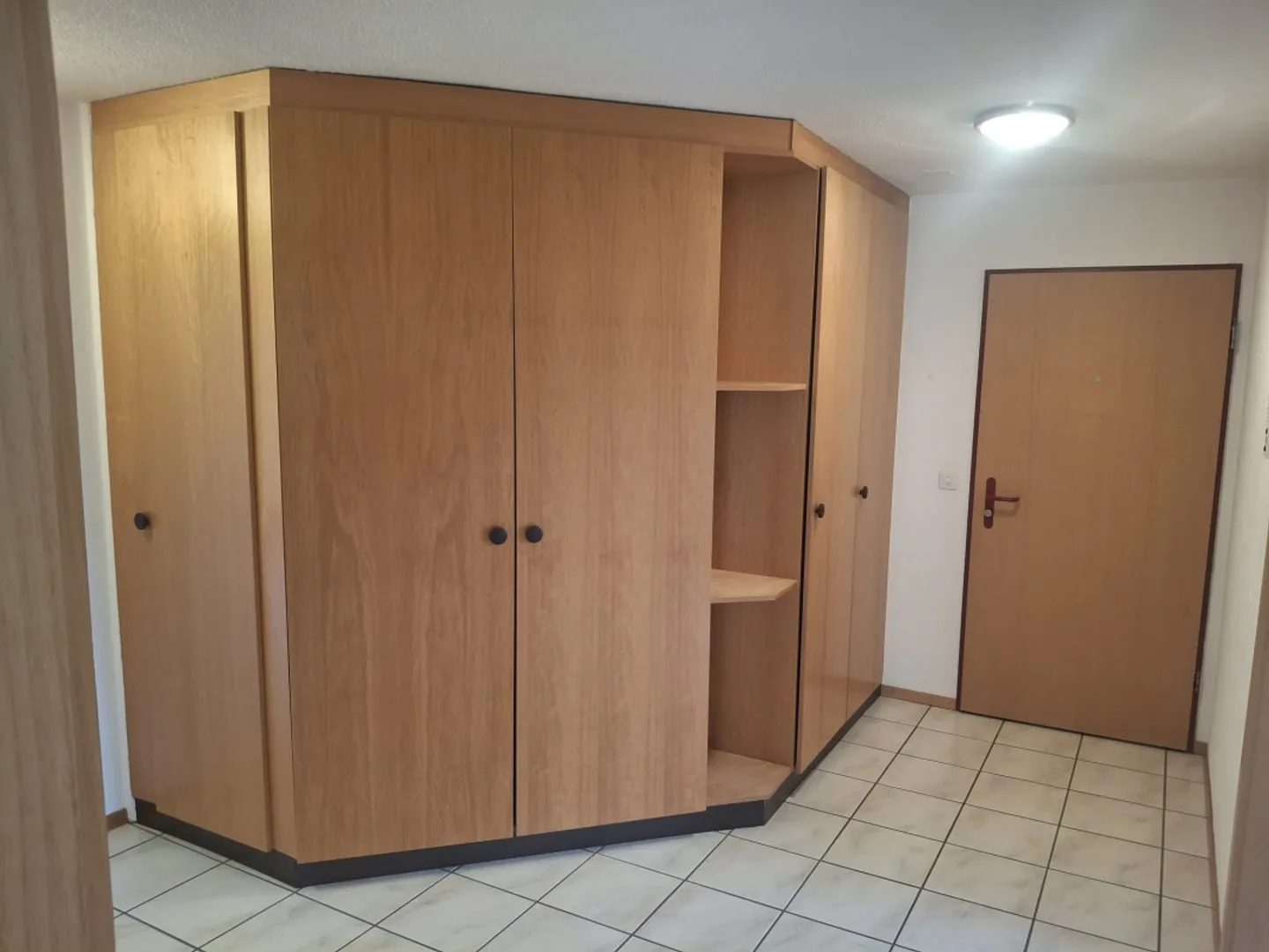 Bright and spacious 3.5 rooms of 81 m² in Avenches - view of the castle - Photo 7 of 13