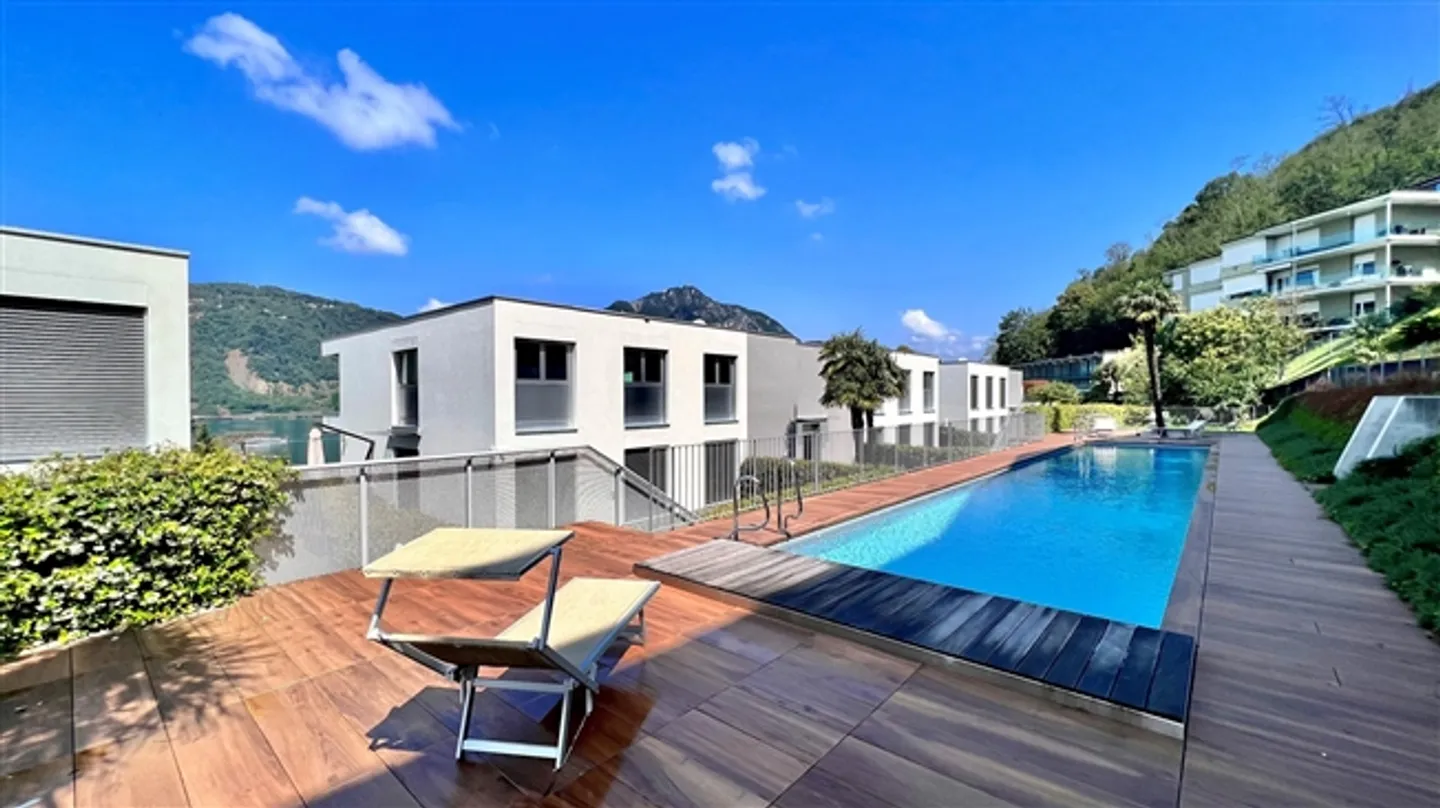 4.5-Room Apartment 7 km from the Center of Lugano Switzerland - Photo 3 of 17