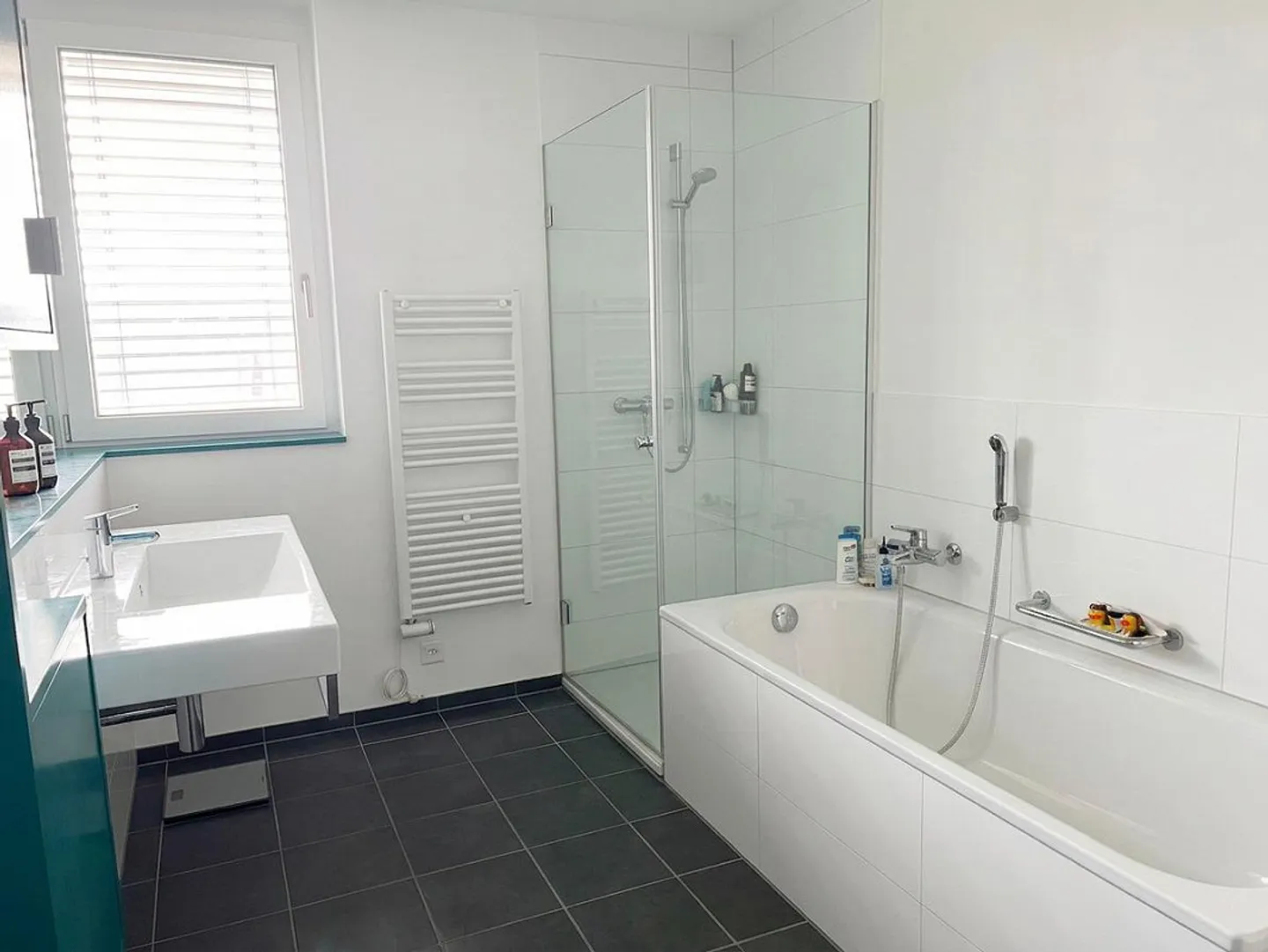 4.5 Room Condominium - Photo 9 of 10