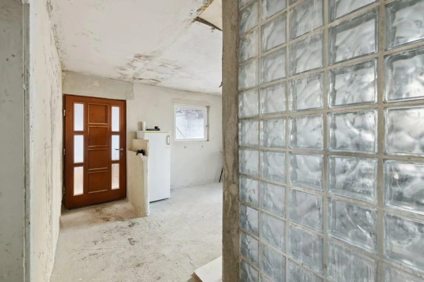 APPARTEMENT + SURFACE COMBLES AVEC VUE SPLENDIDE - Photo 2 sur 6