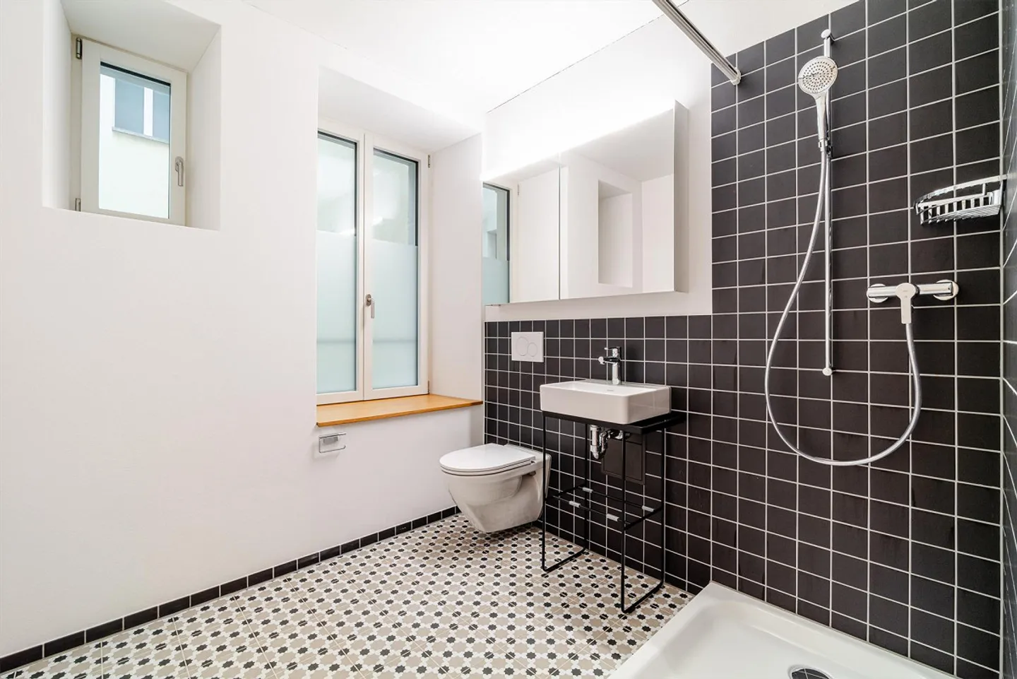 Modern living oasis in the vibrant city of Lucerne - Photo 4 of 6