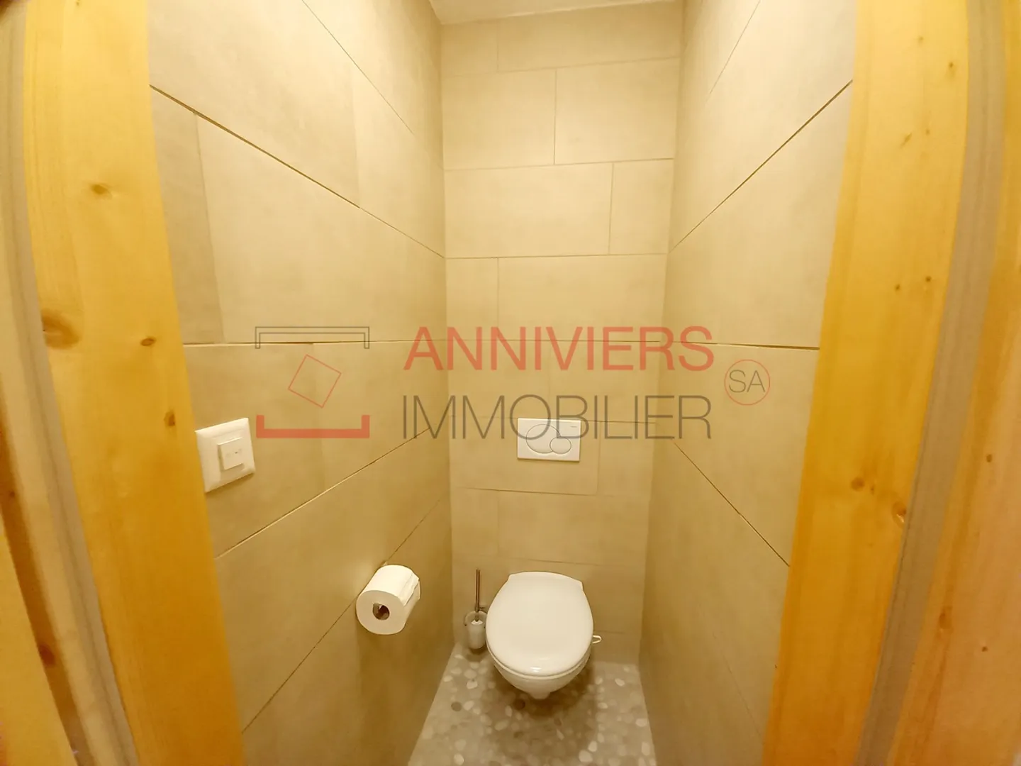 Spacious duplex apartment – 4 rooms – Clear and sunny view - Photo 29 of 35