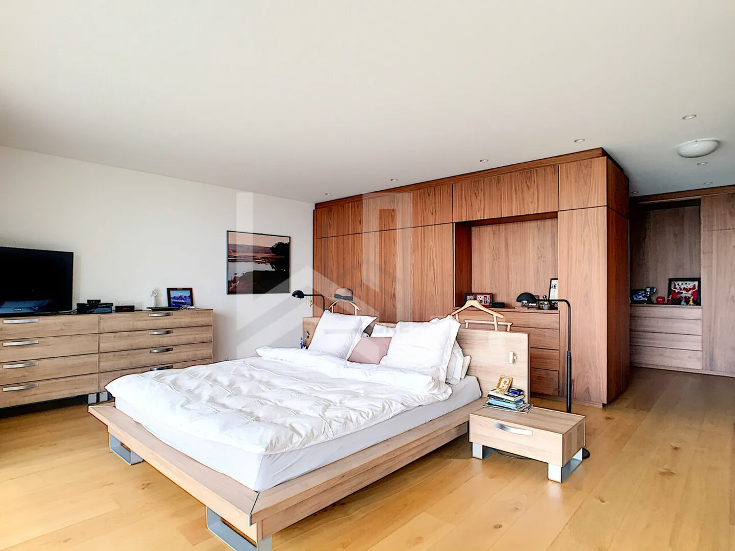 Wunderschönes zeitgenössisches Haus mit Panoramablick - Foto 8 von 14