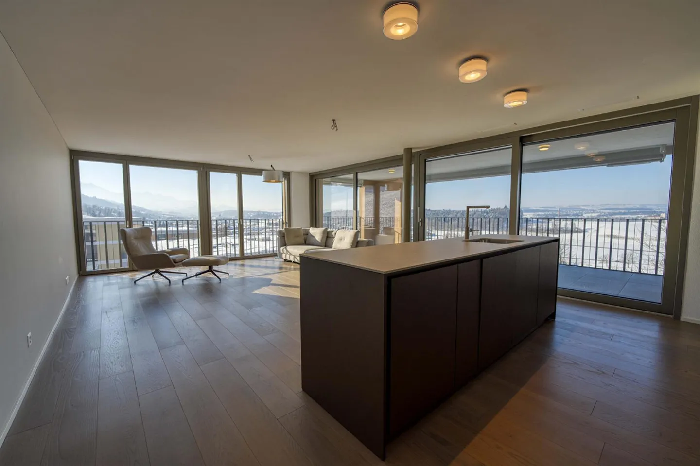 Nuovo edificio multifamiliare con sette unità abitative a Rontal - Foto 2 di 6