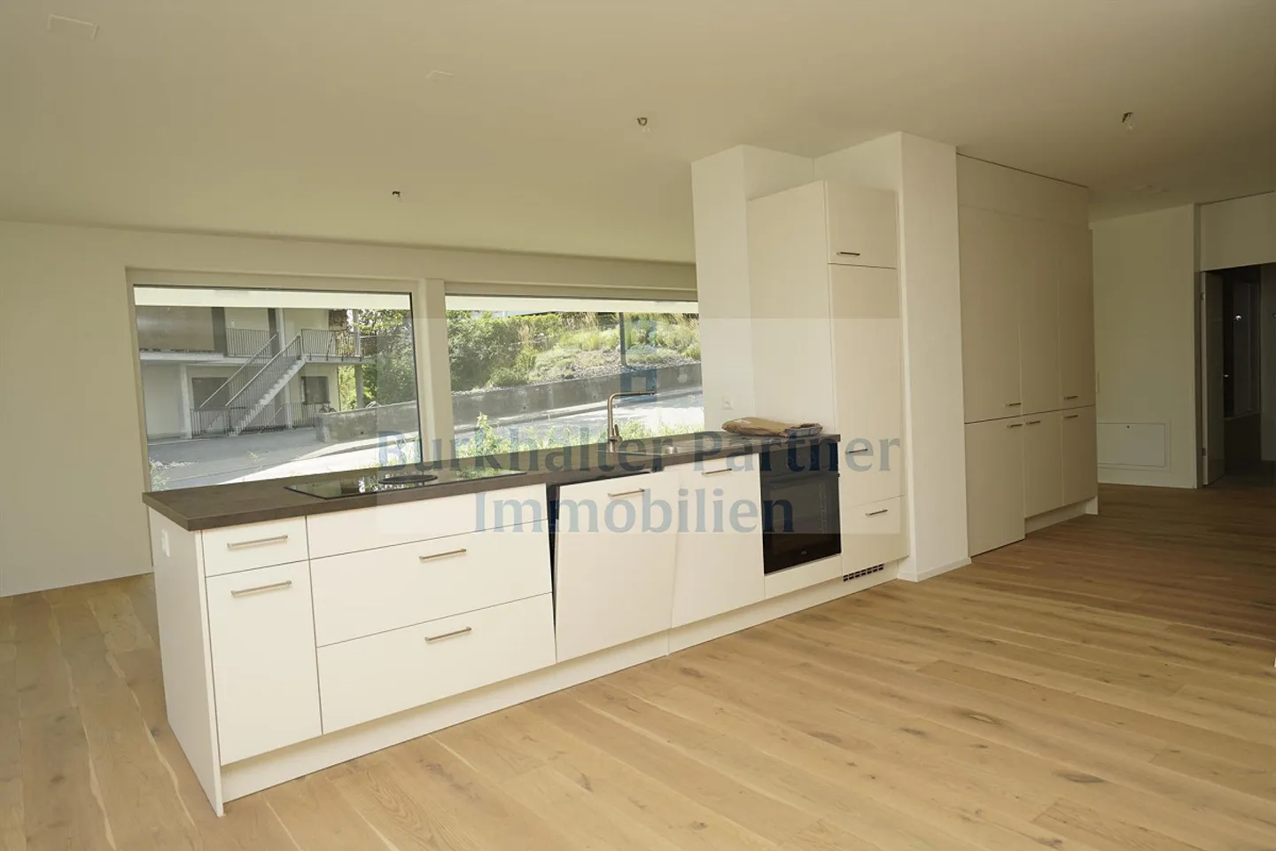 Appartement loft spacieux et moderne - Vie élégante sur 92m² - Photo 5 sur 6