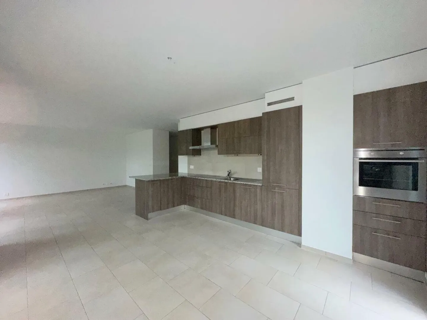 Magnifique appartement 4.5 pièces au rez-de-chaussée - Photo 2 sur 7