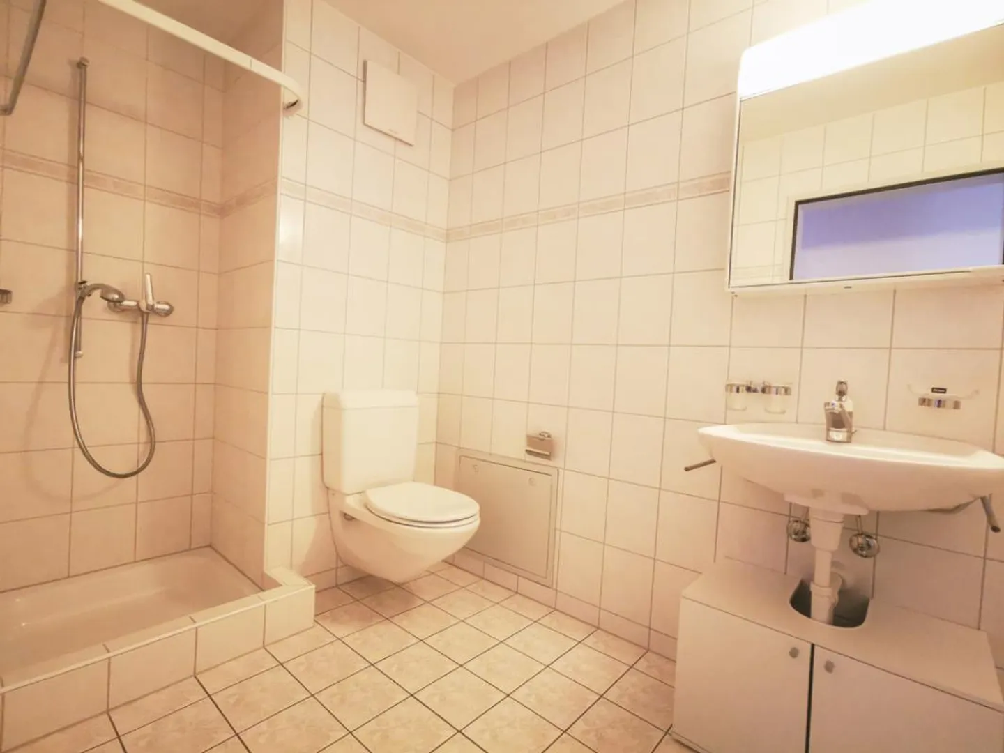 Gemütliche Dachwohnung mit Ausblick - Foto 7 von 10