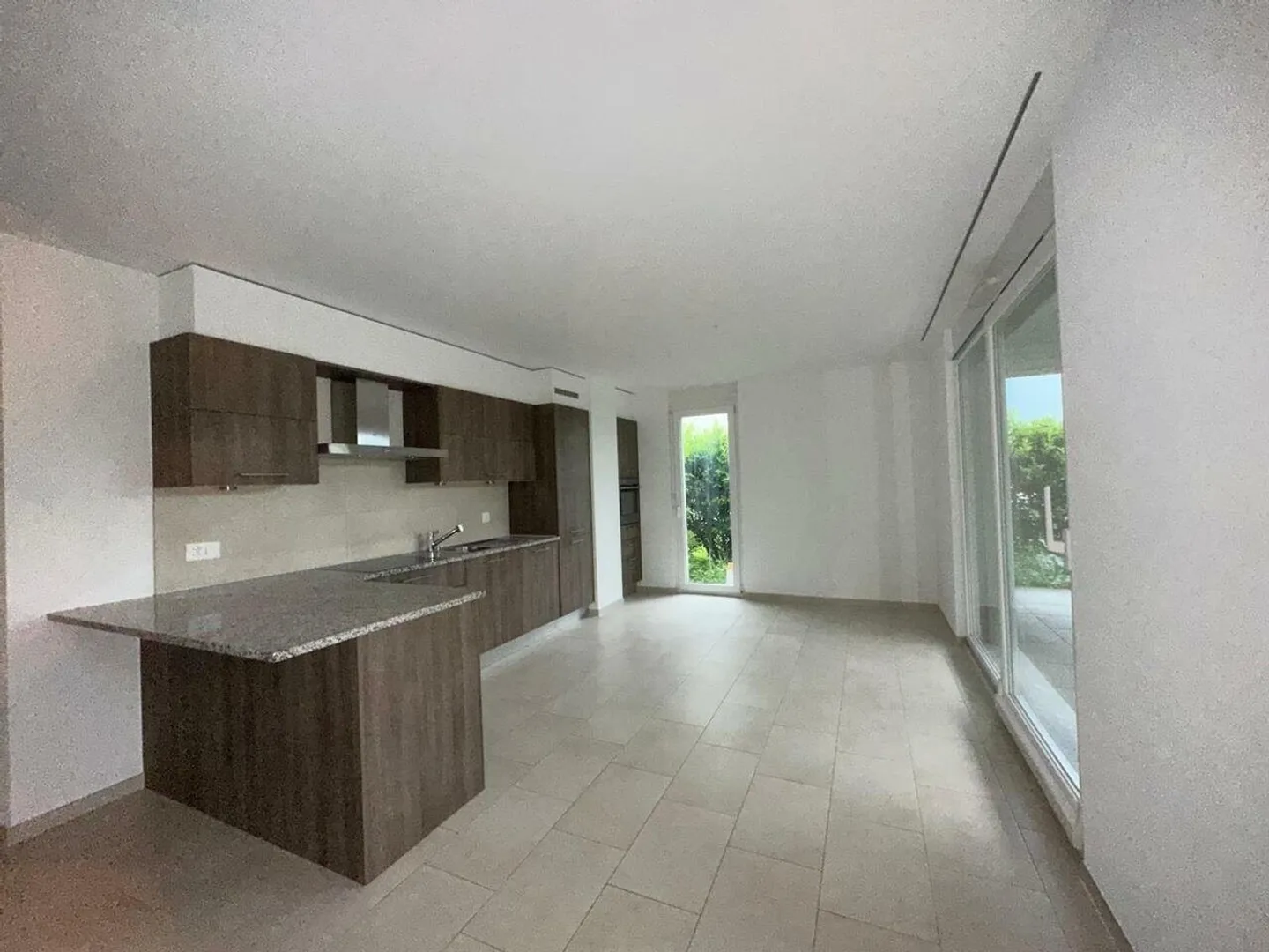 Magnifique appartement 4.5 pièces au rez-de-chaussée - Photo 1 sur 7
