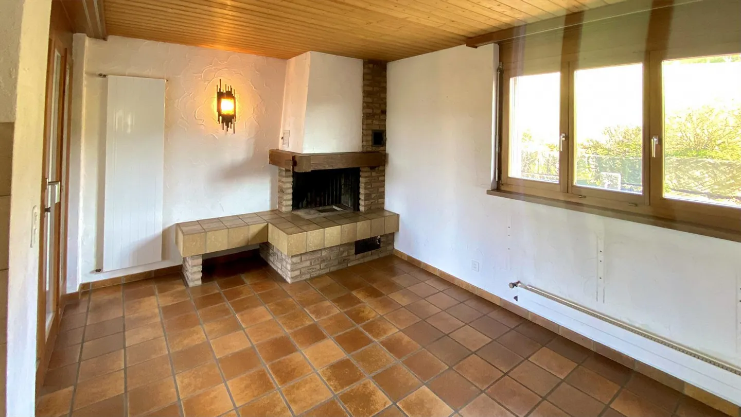 Maison individuelle de 6,5 pièces avec grand jardin dans un emplacement ensoleillé - Photo 5 sur 16