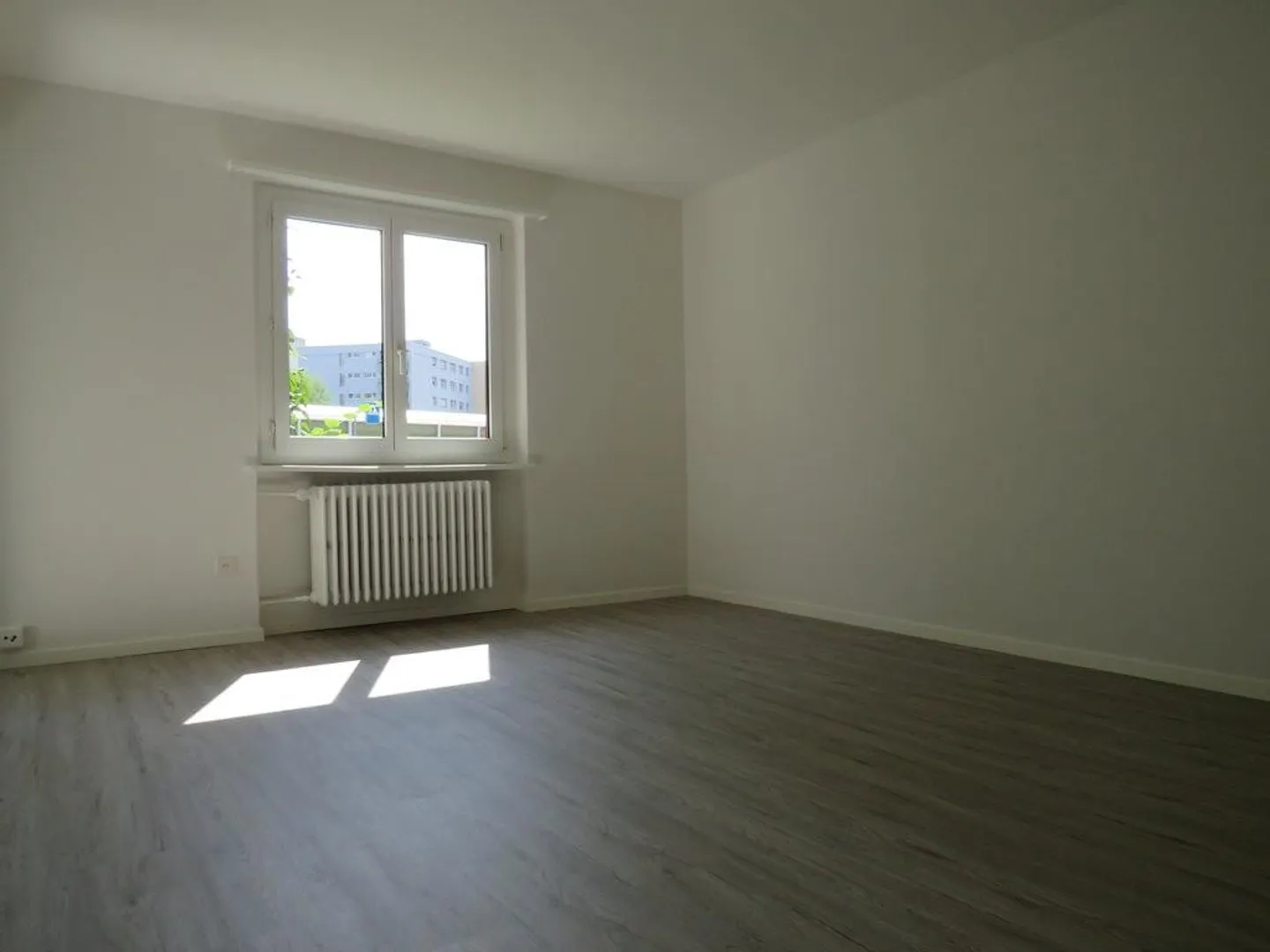 Beautiful, cozy 3.5-room apartment on the raised ground floor for rent - Photo 6 of 11