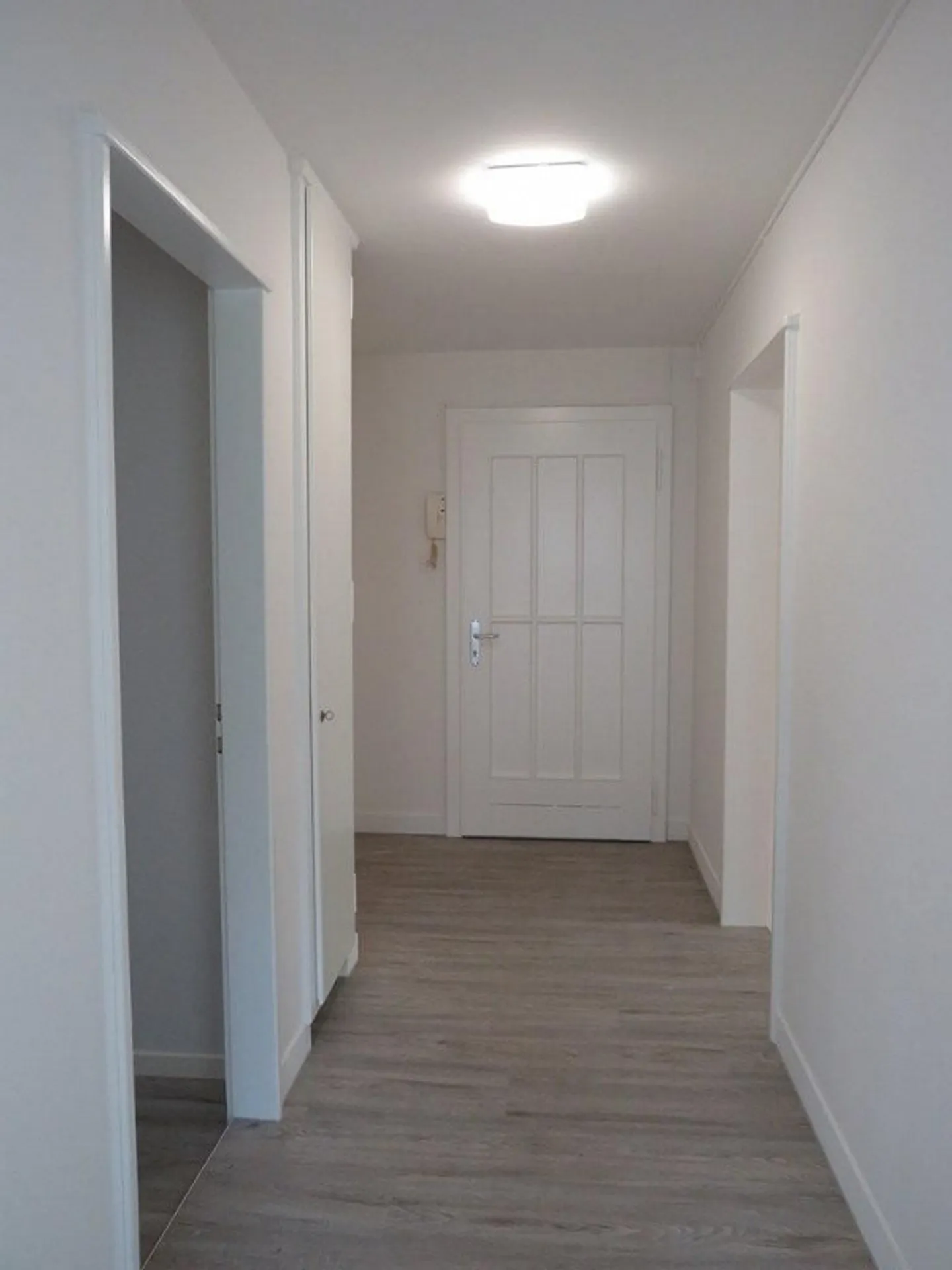 Beautiful, cozy 3.5-room apartment on the raised ground floor for rent - Photo 10 of 11