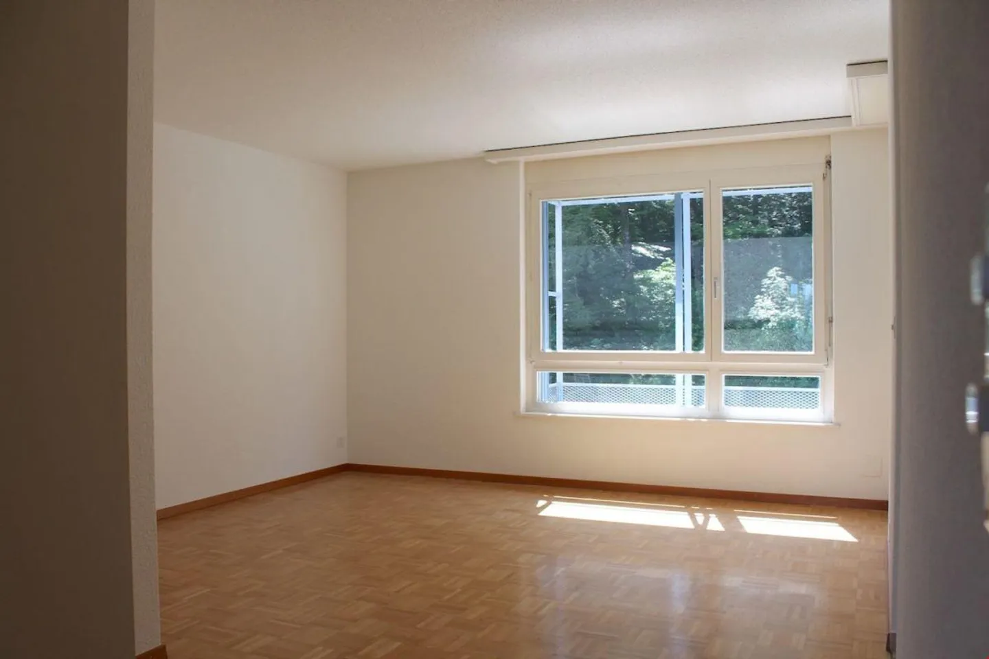 Garden apartment with a view of the forest and fixed additional costs - Photo 4 of 6