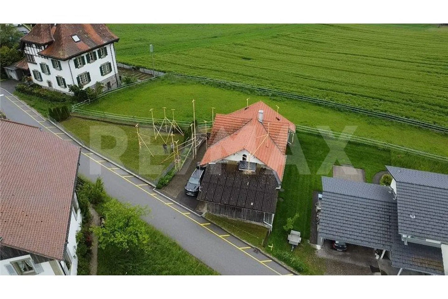 Building plot with existing building and building permit - Photo 8 of 13